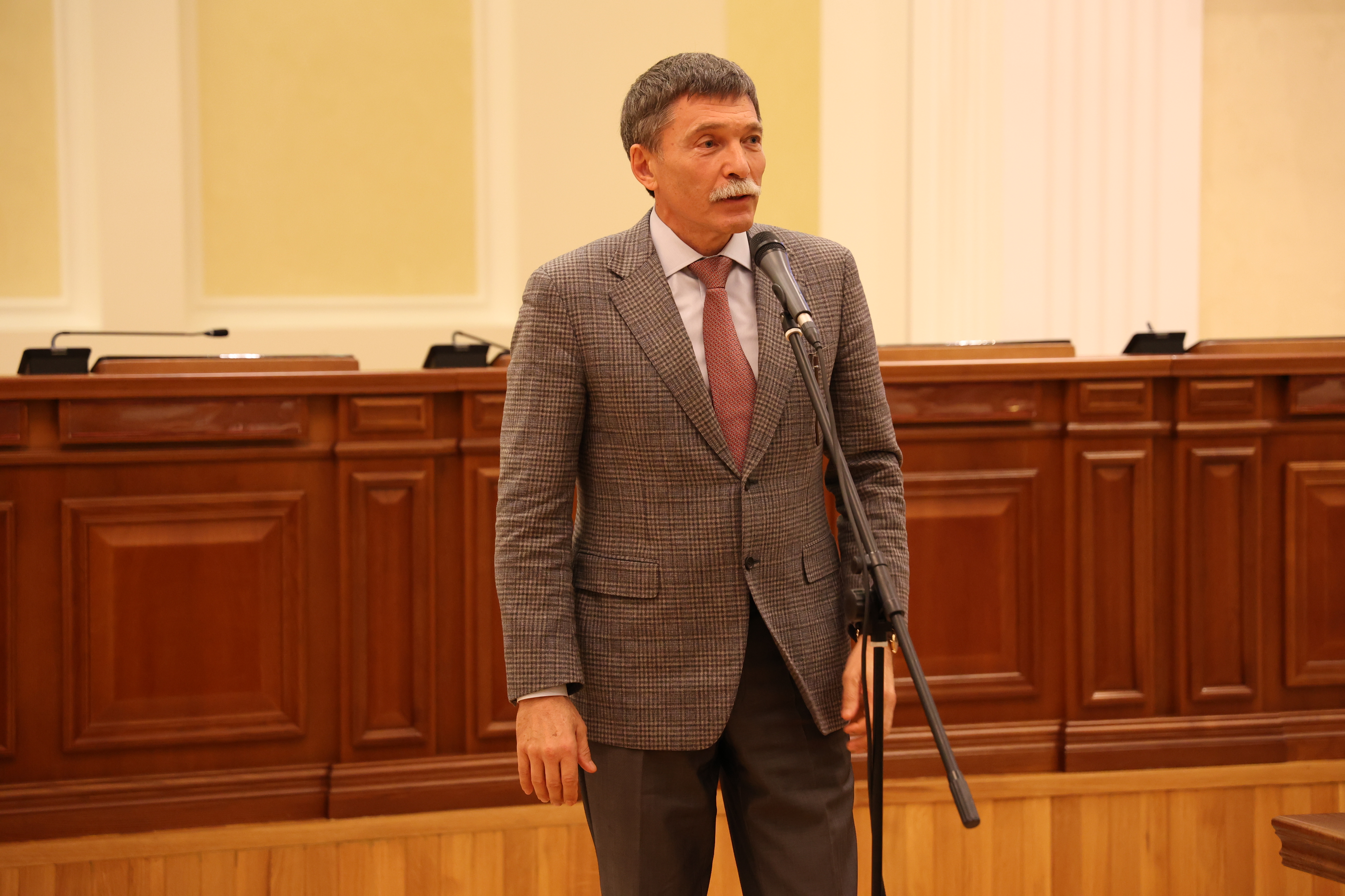 Лучшим работникам отраслей связи вручены награды Думы Ставропольского края