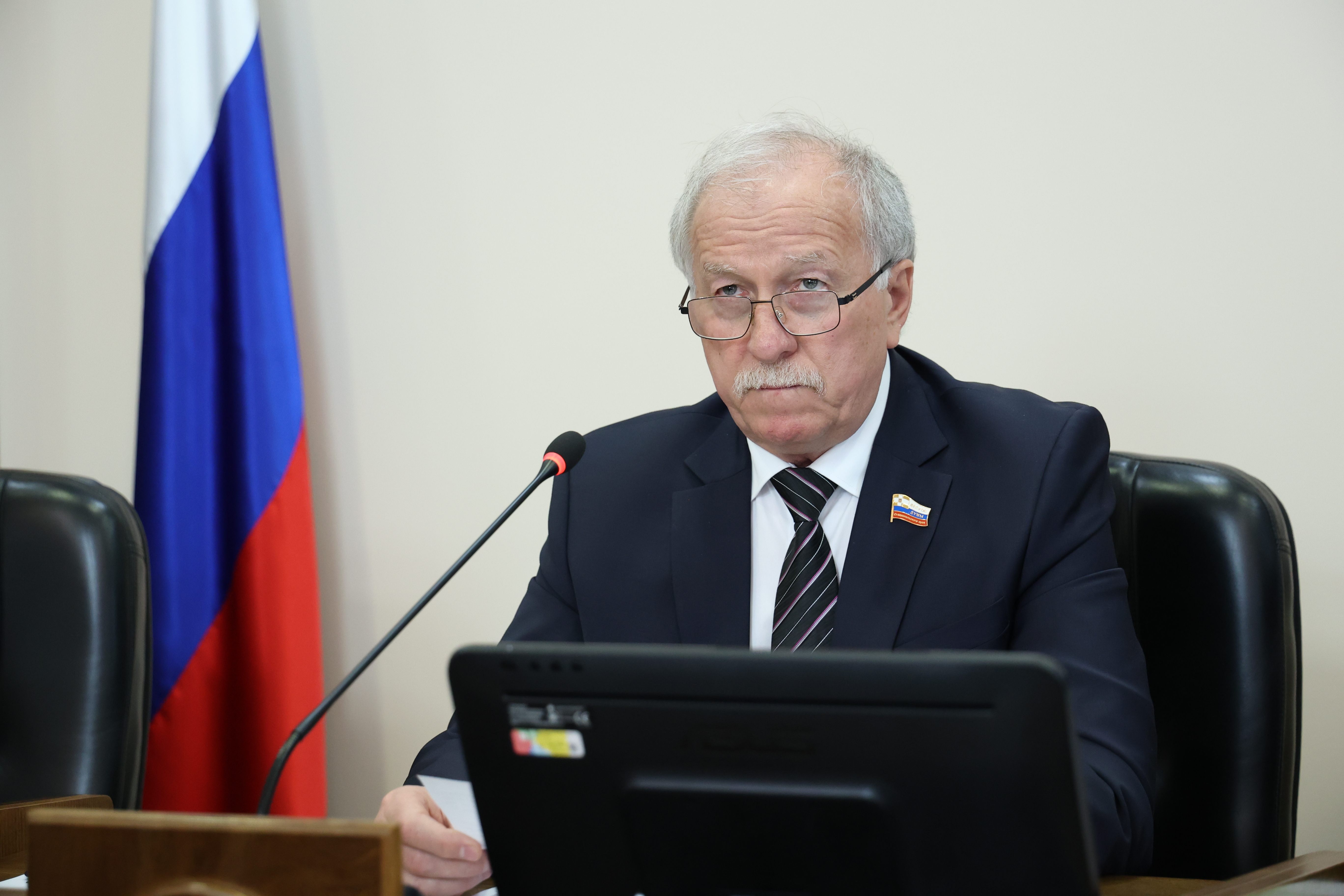 Закон, регулирующий вопросы обращения с животными без владельцев, принят Думой Ставрополья в первом чтении