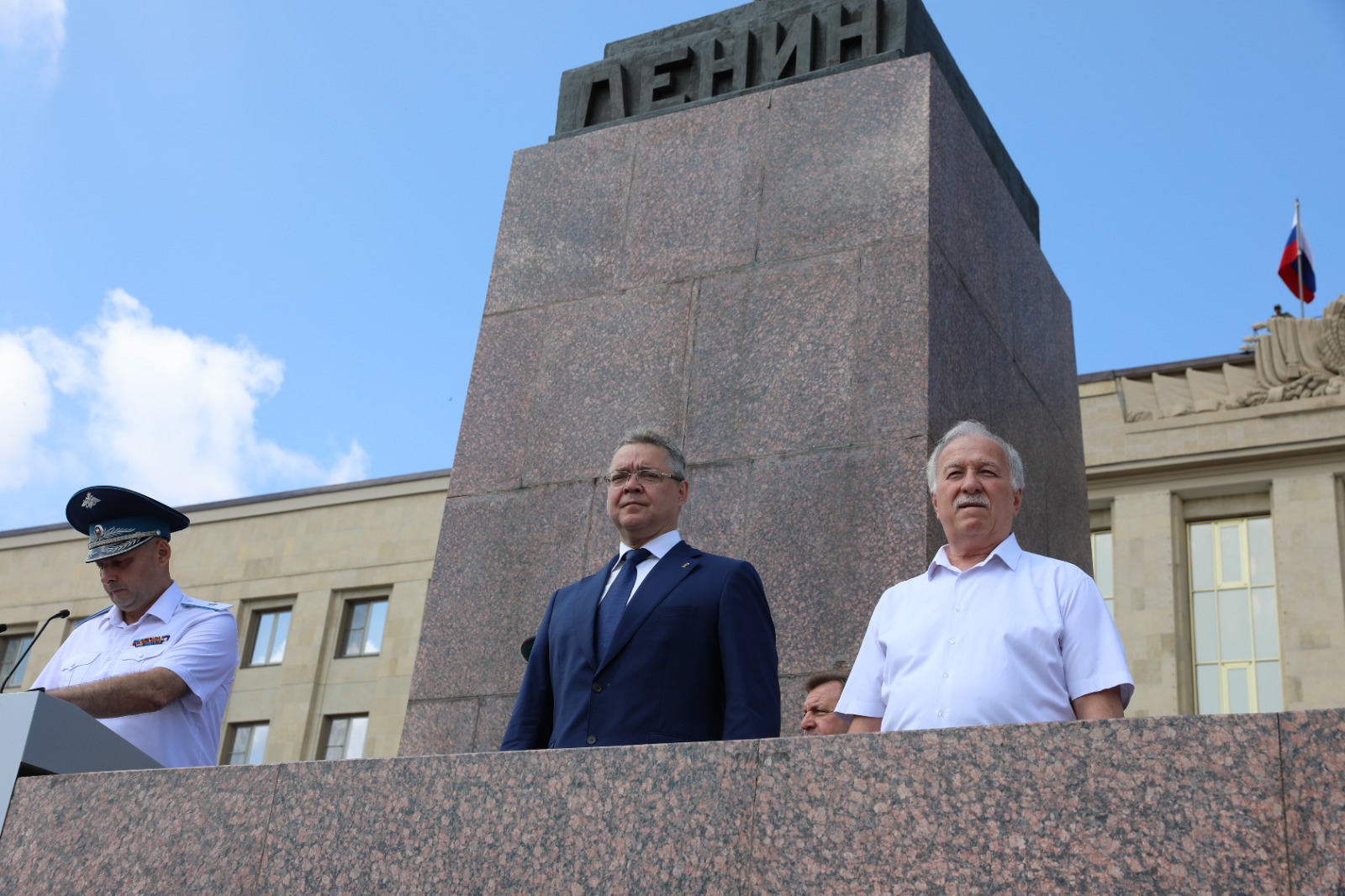 В Ставрополе вручили аттестаты выпускникам Ставропольского президентского кадетского училища