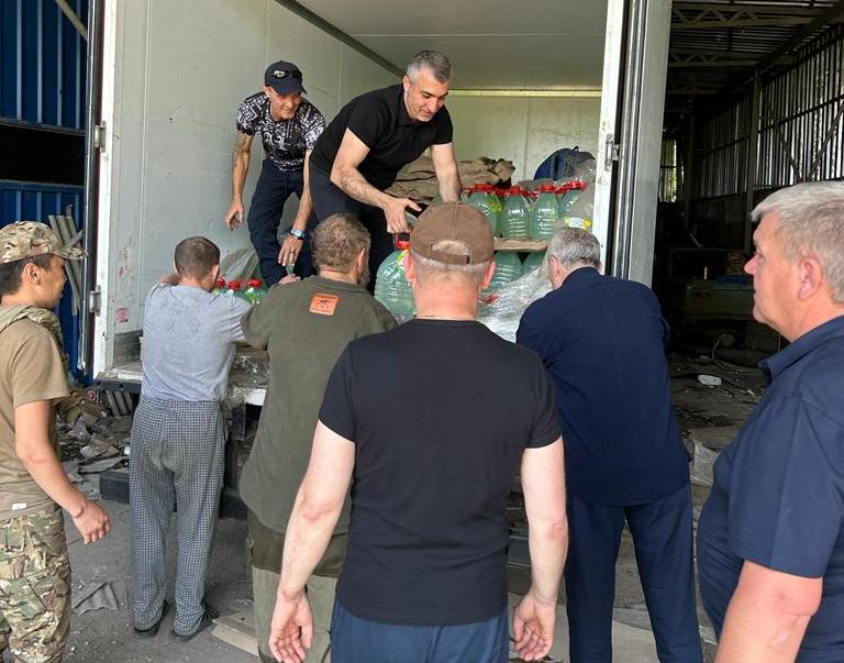 Депутаты Думы Ставрополья доставили 45 тонн гуманитарного груза в Луганскую Народную Республику