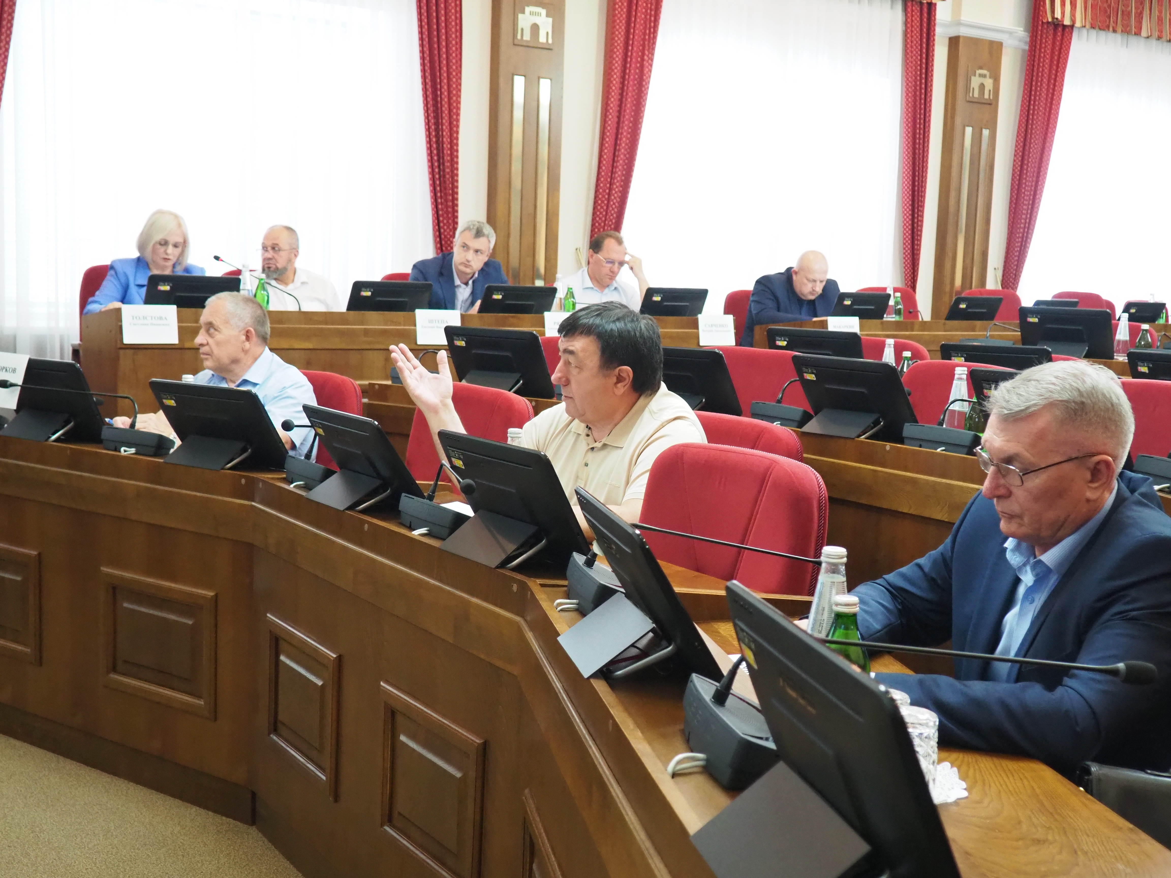 На улучшение качества жизни ставропольцев планируется дополнительно направить свыше 2,5 миллиарда рублей