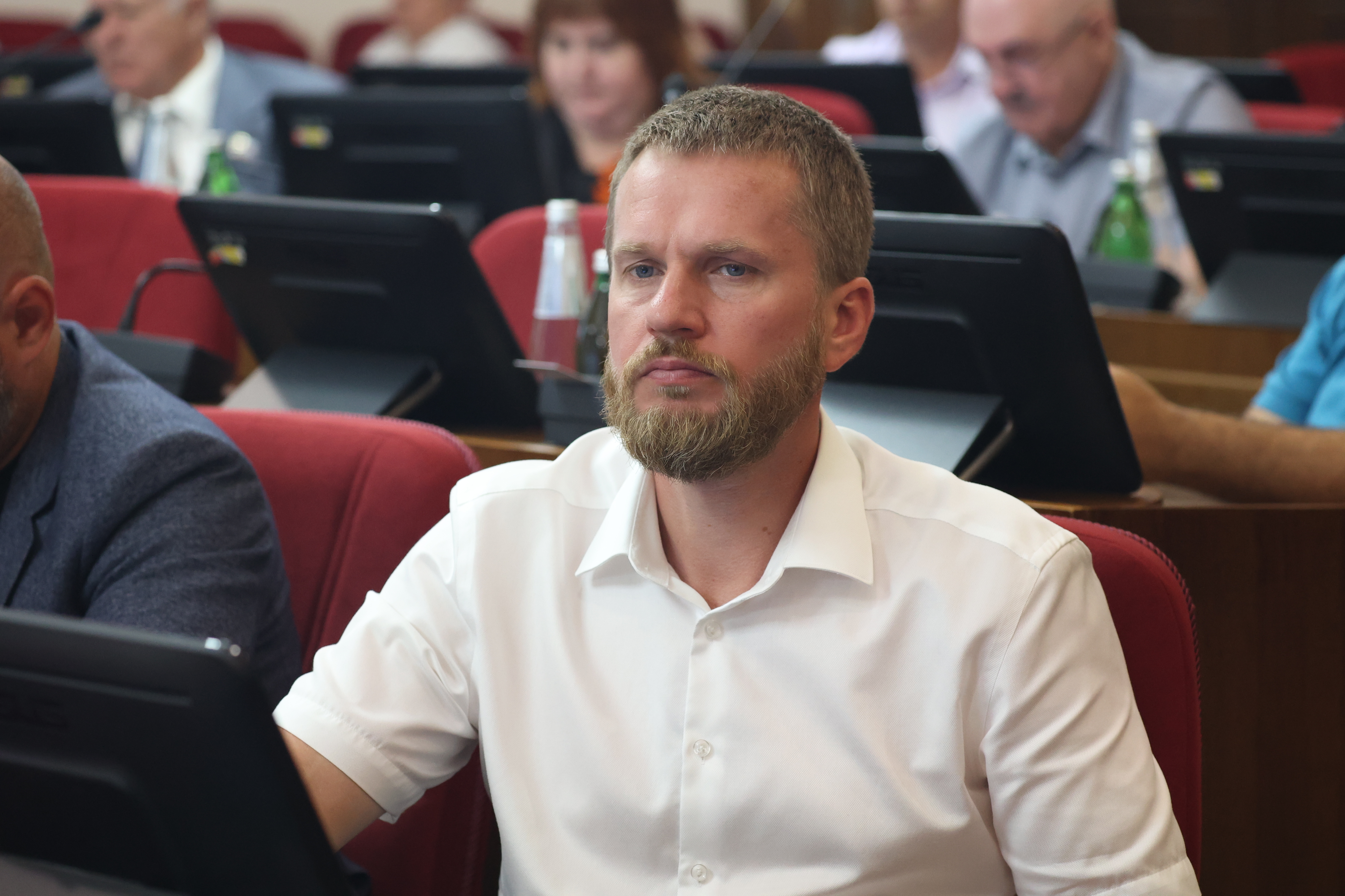 Краевые законодатели расширили полномочия власти при определении агрессивного поведения животных без владельцев