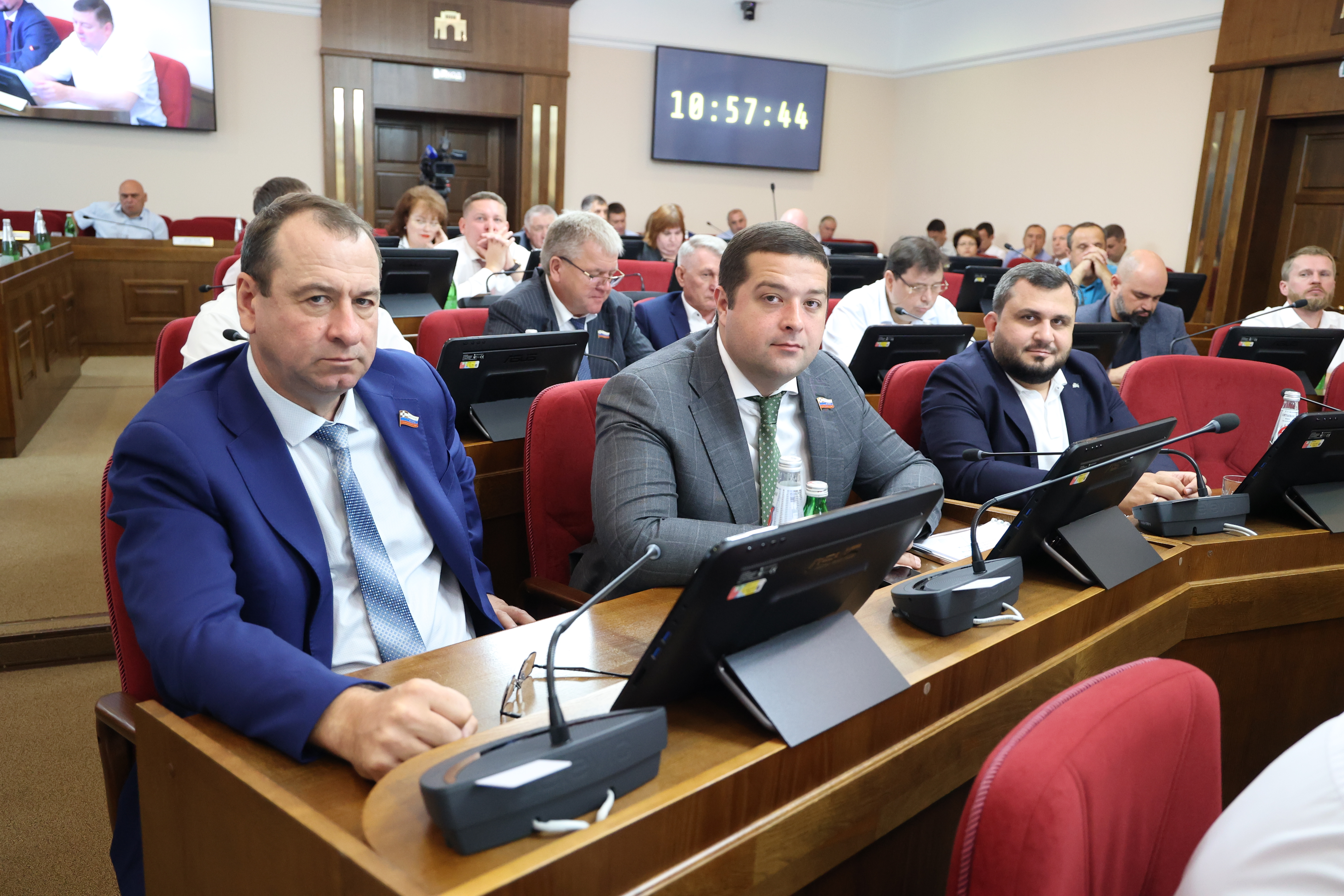 Краевые законодатели расширили полномочия власти при определении агрессивного поведения животных без владельцев