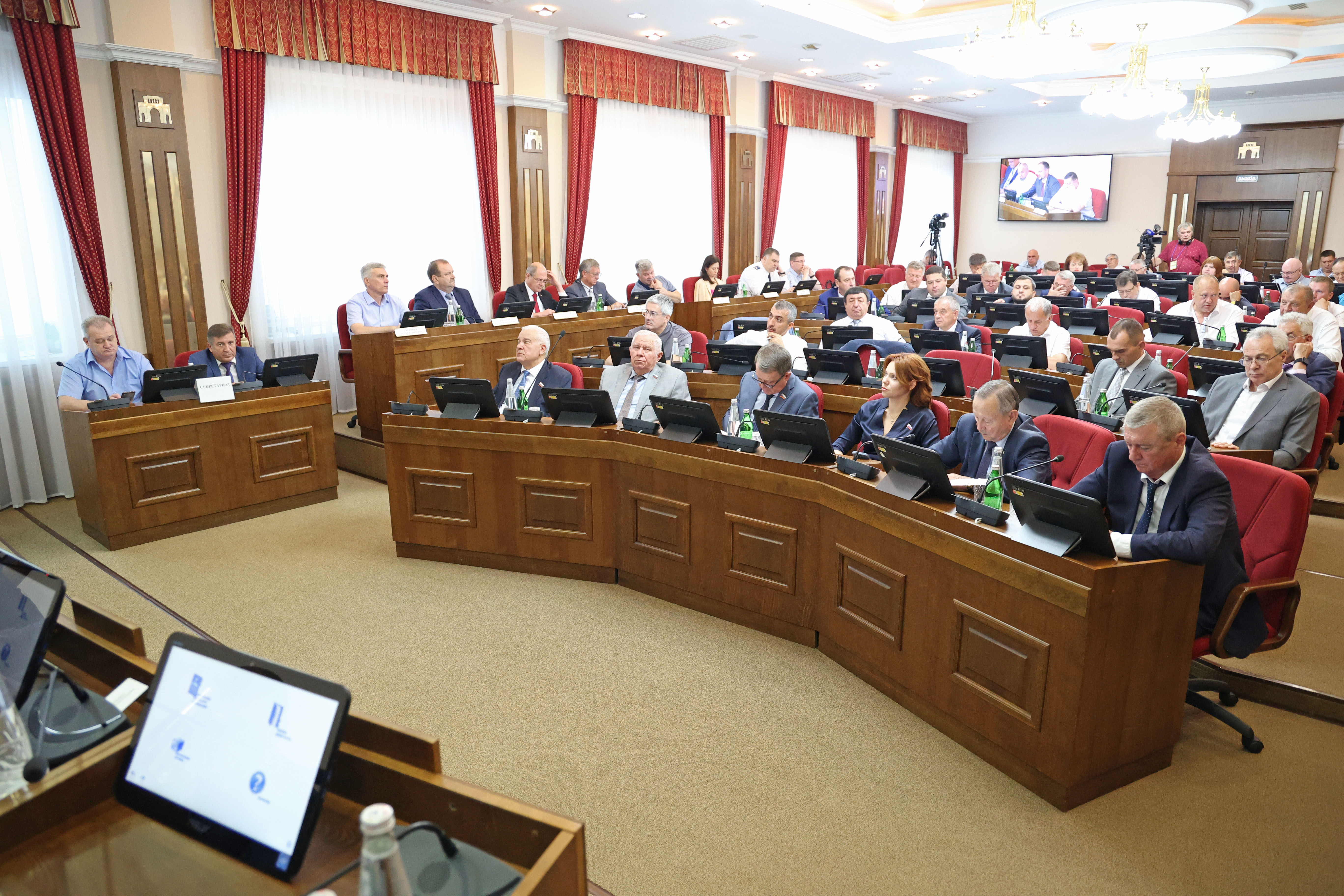 Краевые законодатели поддержали обращение о господдержке организаций при создании и капремонте сооружений гражданской обороны