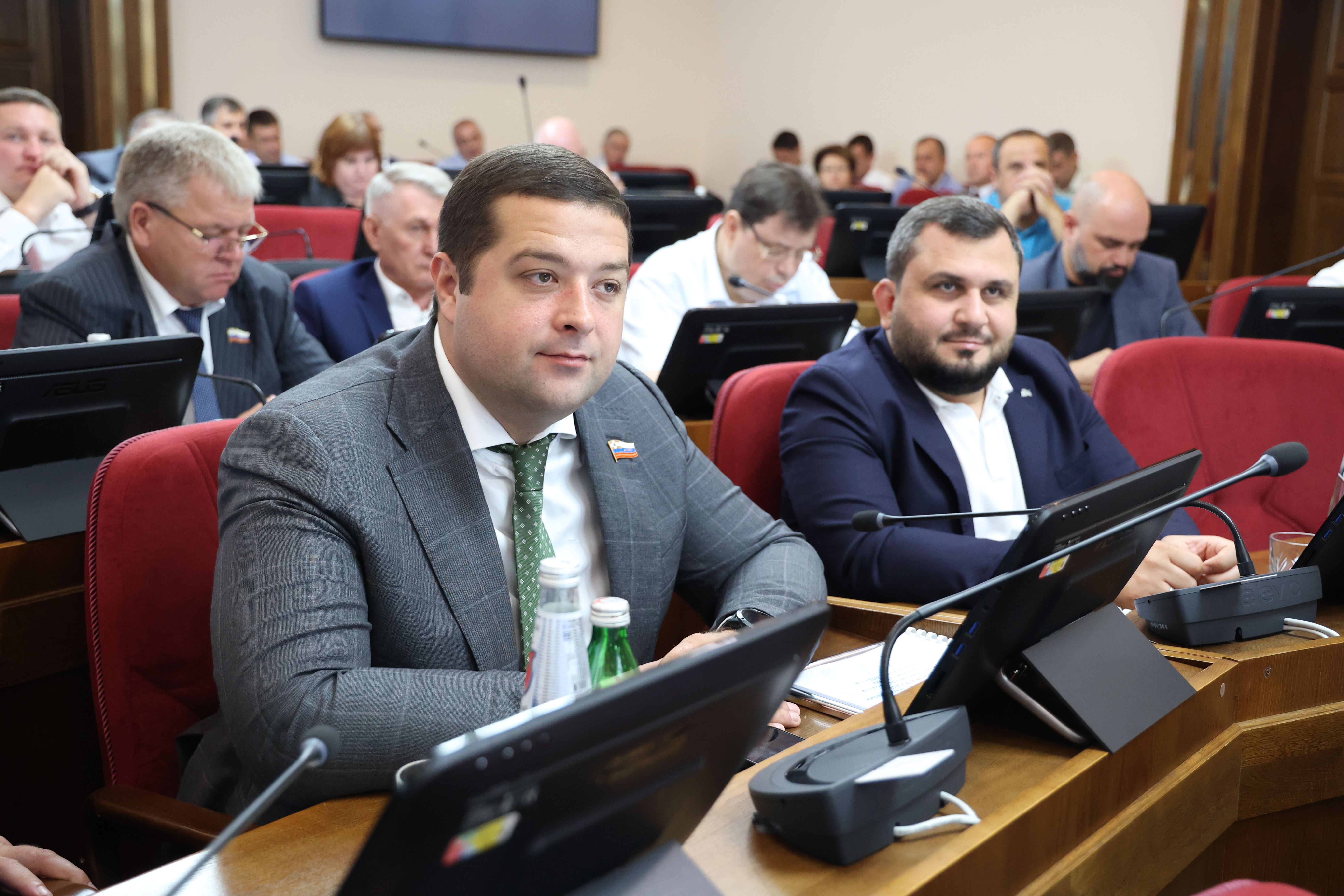 Краевые законодатели поддержали обращение о господдержке организаций при создании и капремонте сооружений гражданской обороны