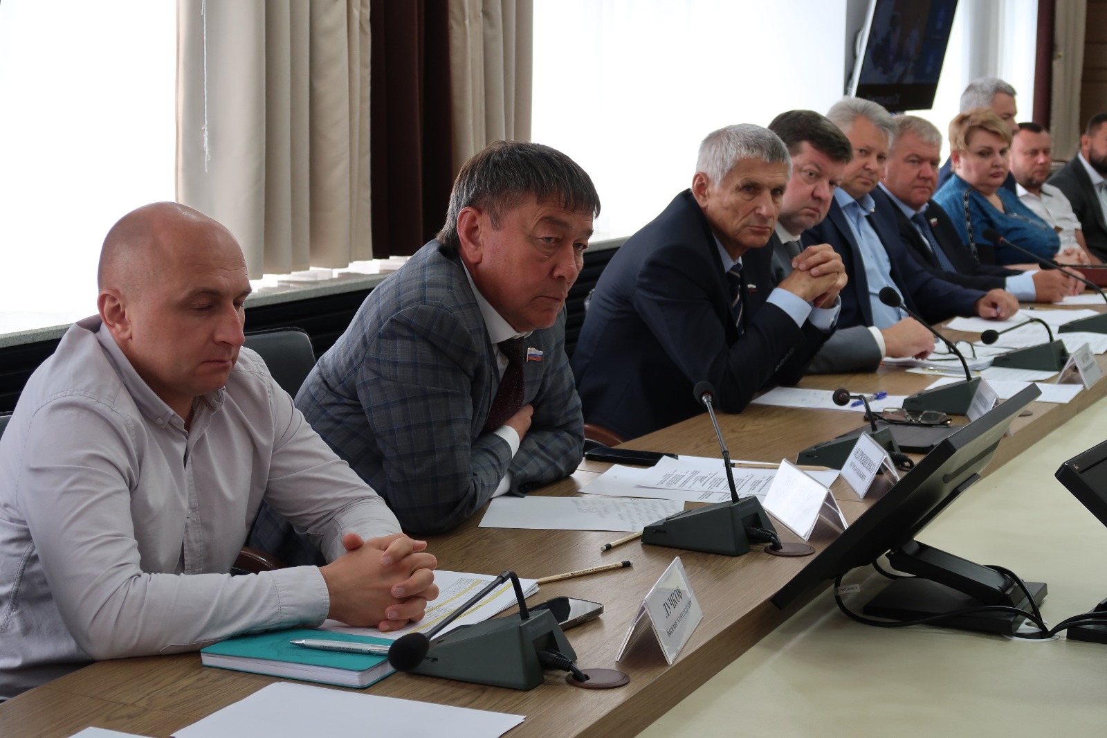 Краевые депутаты приняли участие в обсуждении актуальных вопросов развития мелиоративного комплекса Ставрополья