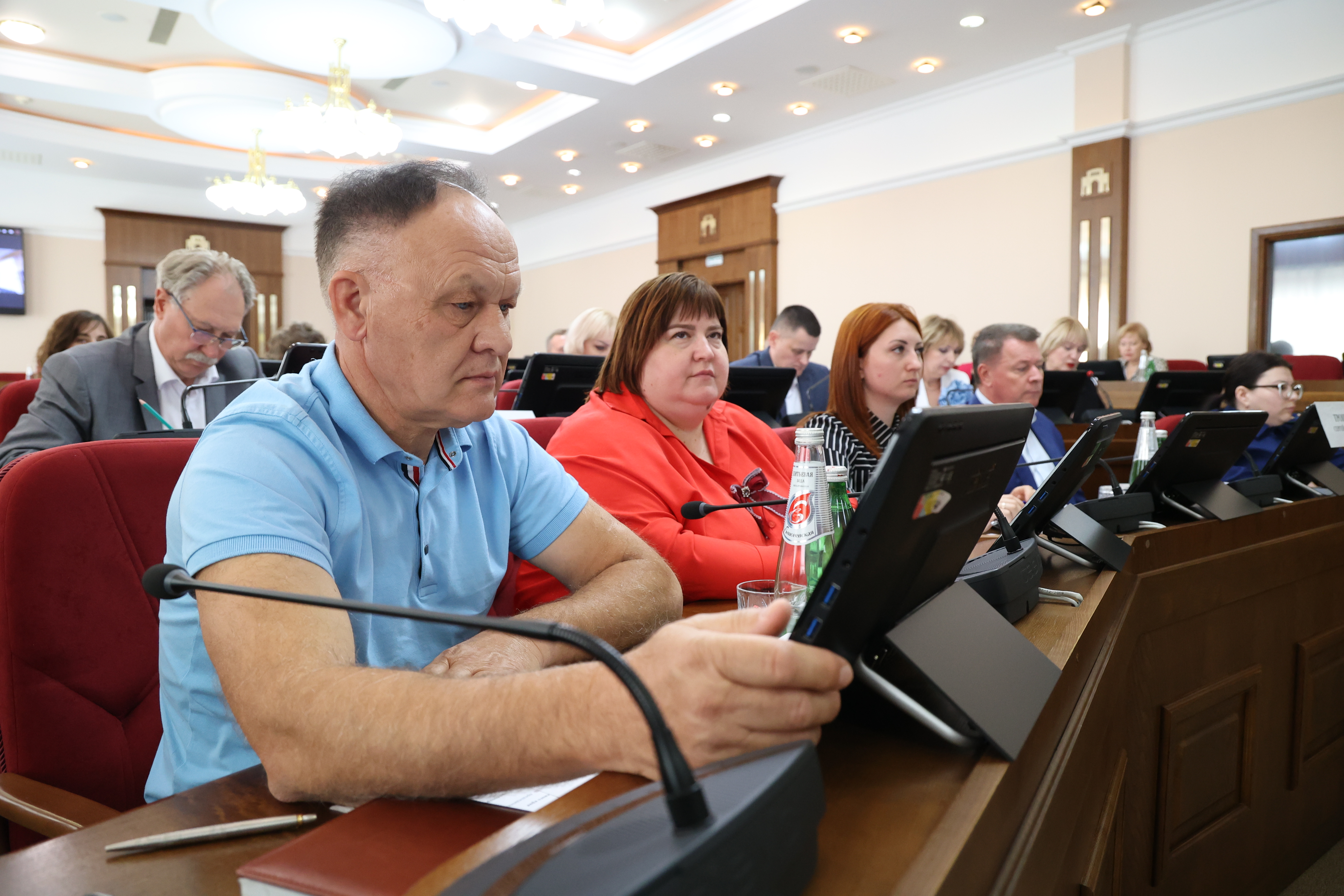 Депутаты рассмотрели возможность учреждения краевой медали "За поддержку СВО"