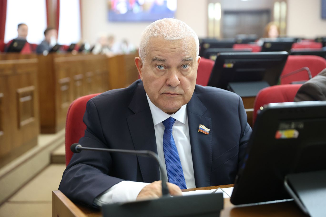 Утверждена повестка октябрьского заседания Думы