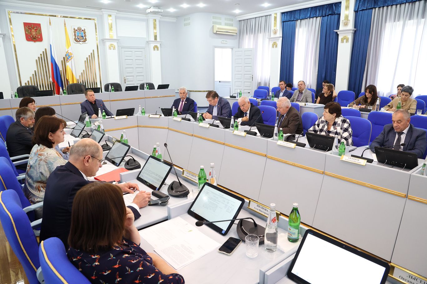 Краевая Дума работает над корректировками в бюджет Ставрополья на 2023 год