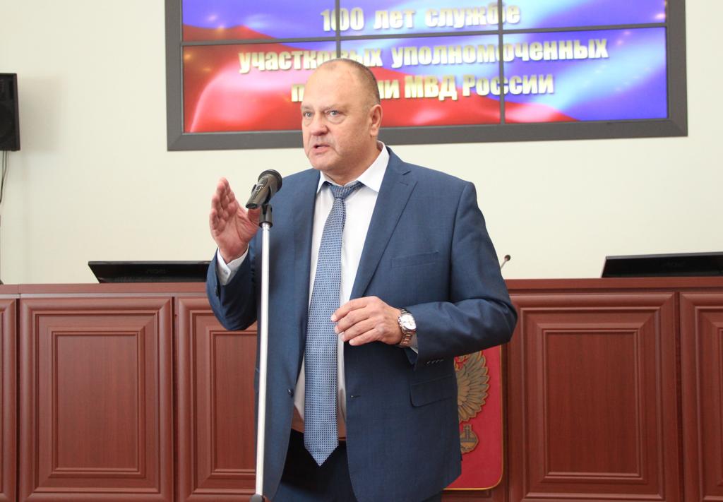 Сергей Шевелев поздравил участковых Ставрополья с профессиональным праздником