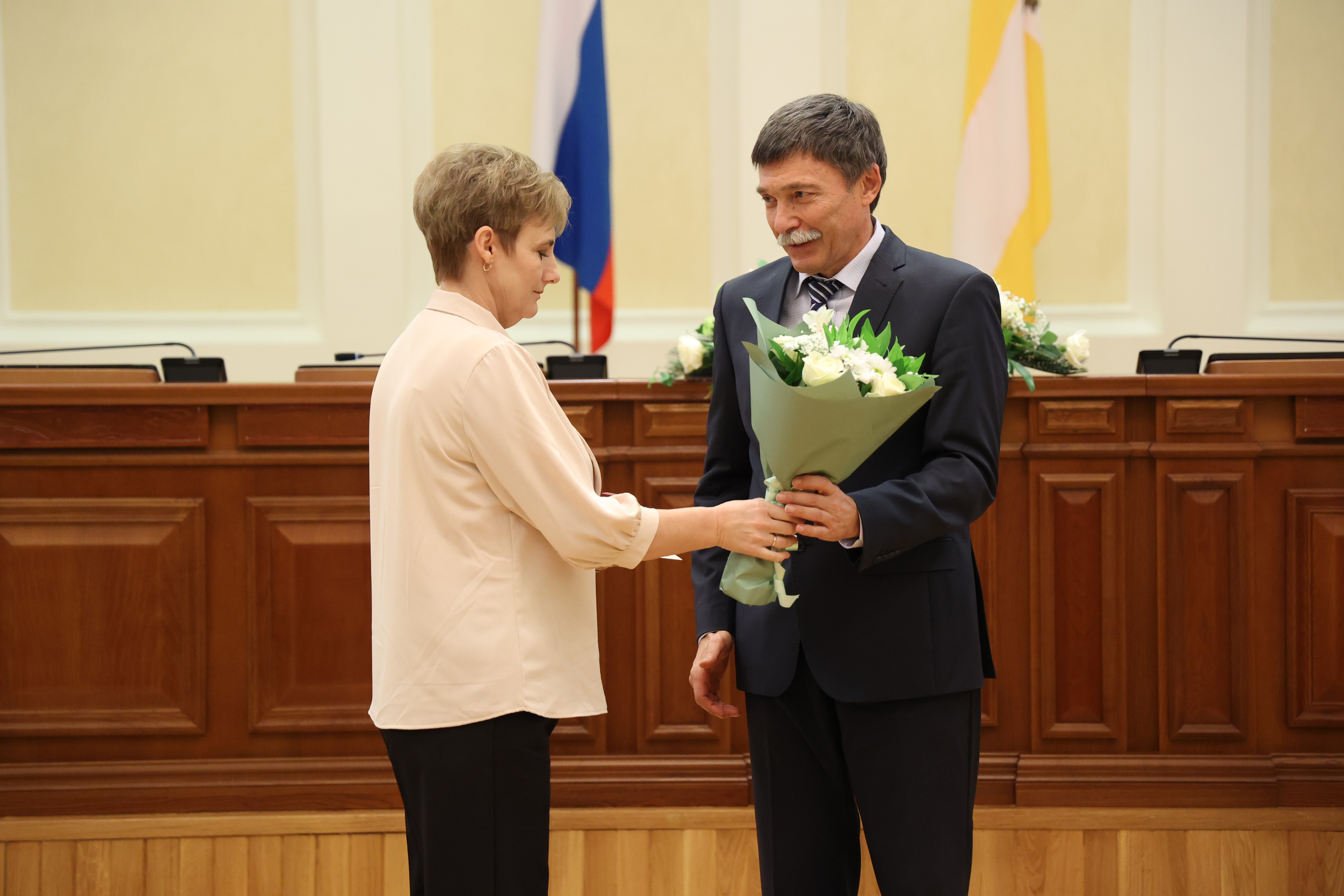 На Ставрополье многодетным матерям вручены  медали «Материнская слава»