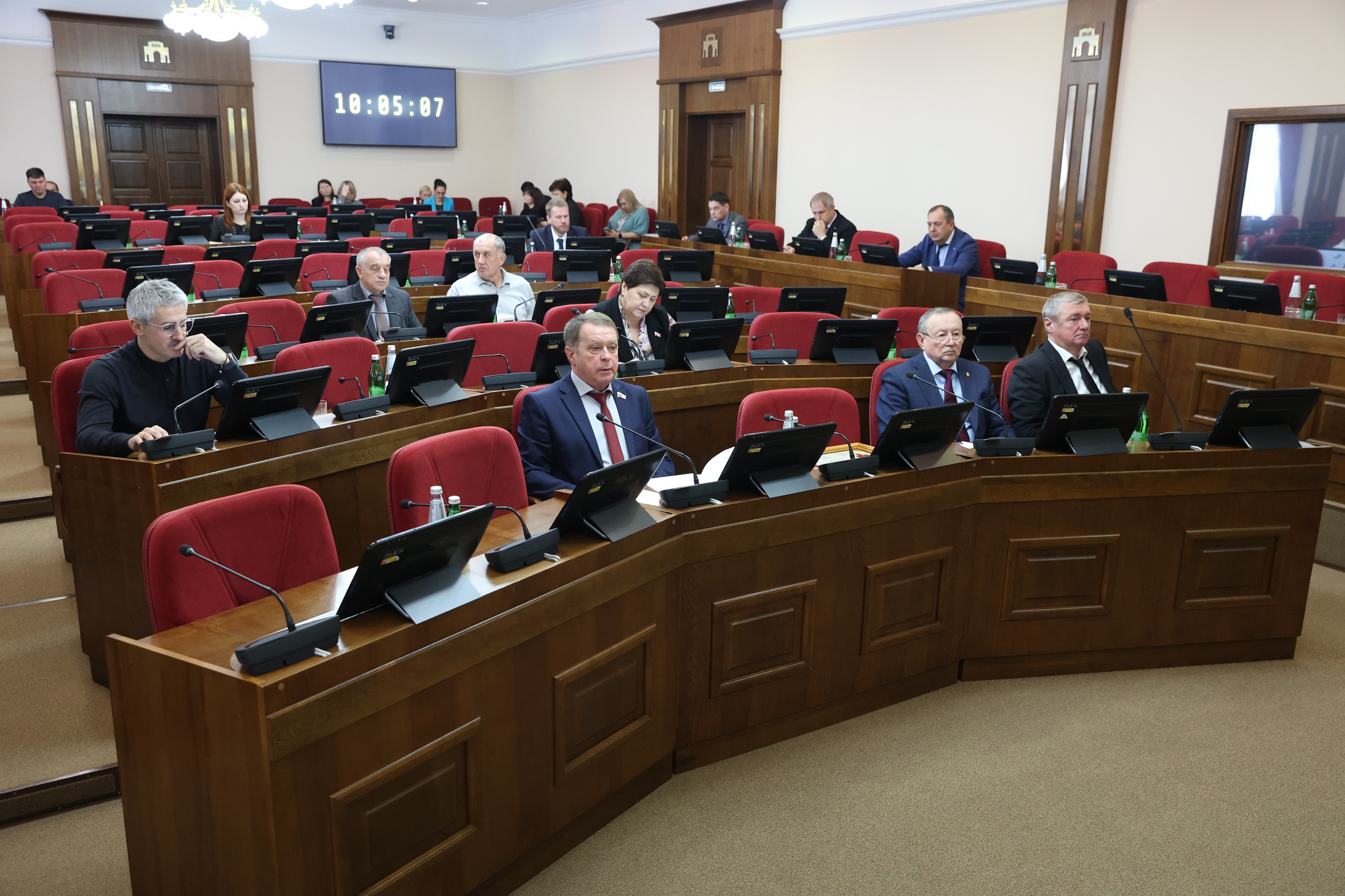 Совет Думы утвердил повестку декабрьского заседания