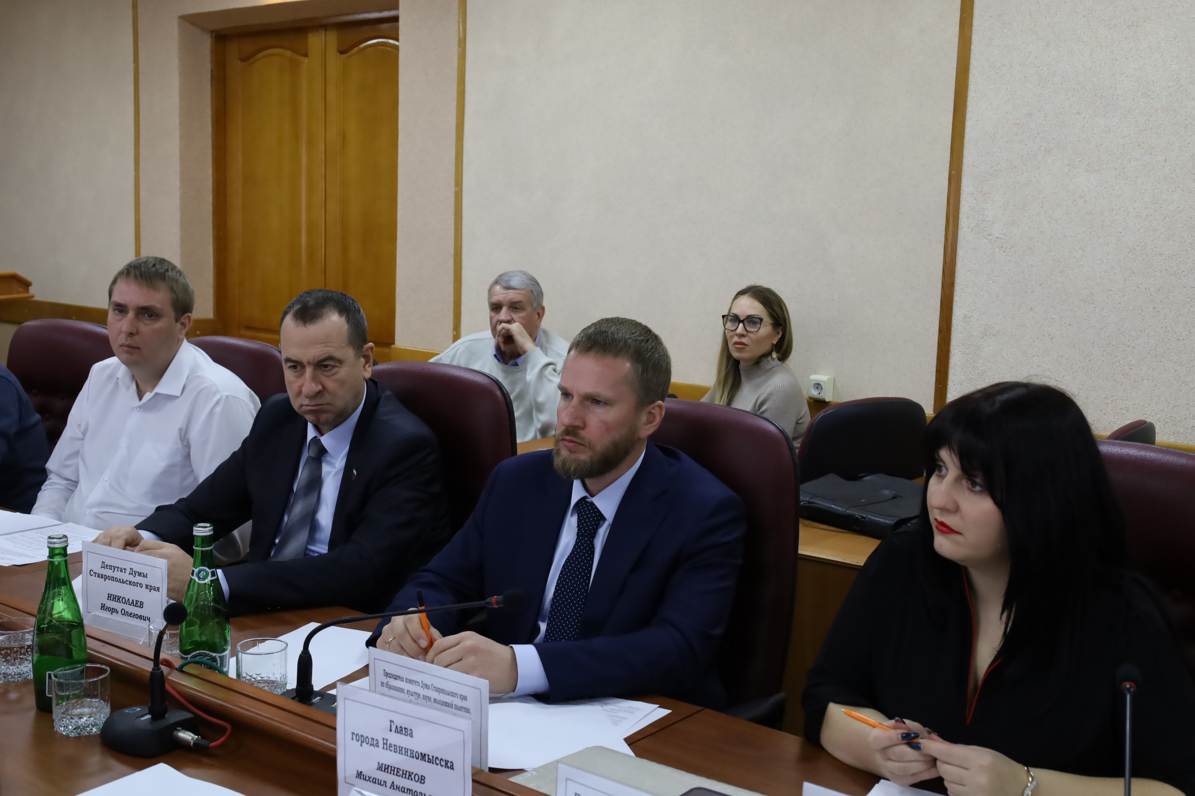 Краевые депутаты оценили организацию архивного дела в регионе