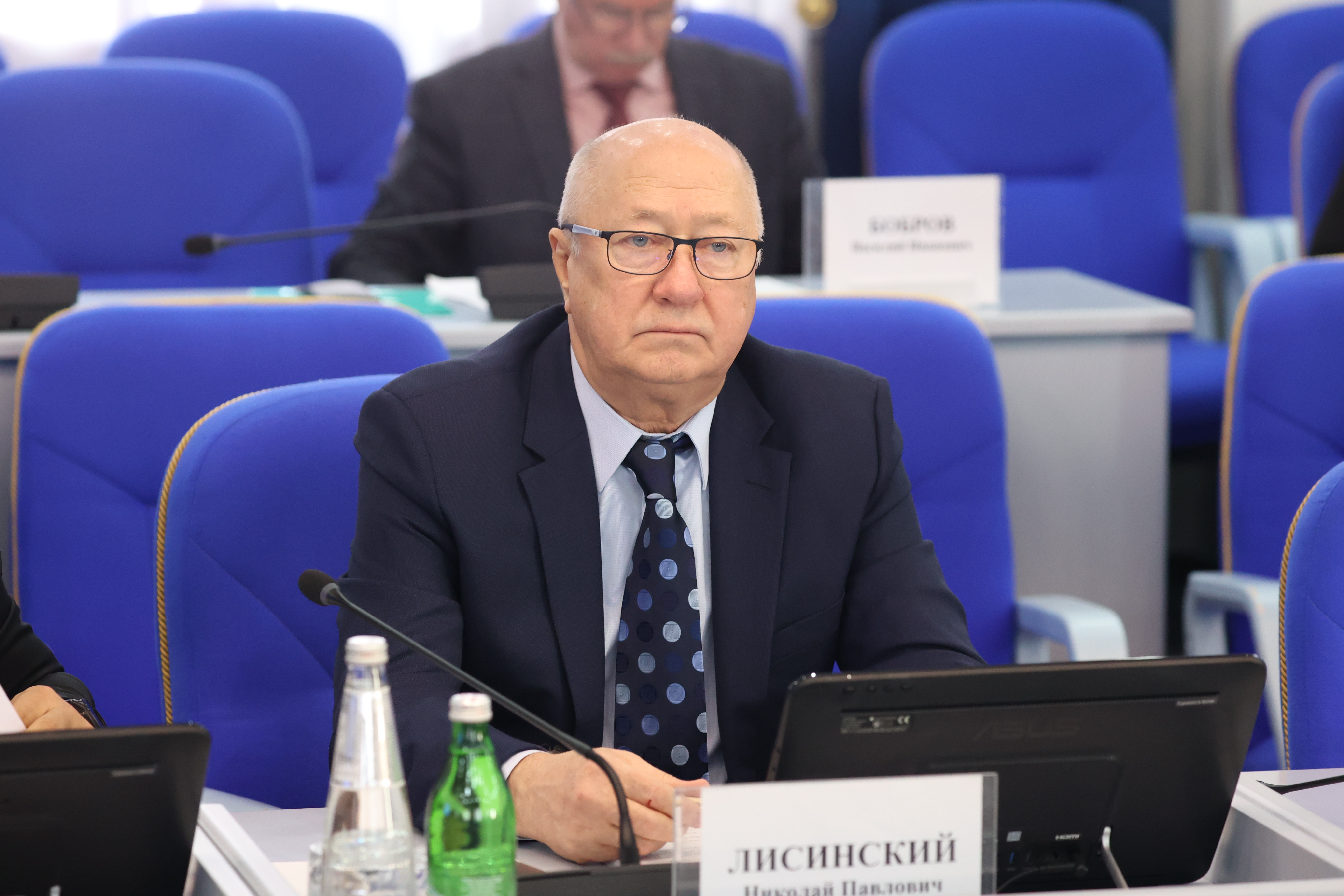 Депутаты работают над совершенствованием законотворческого процесса
