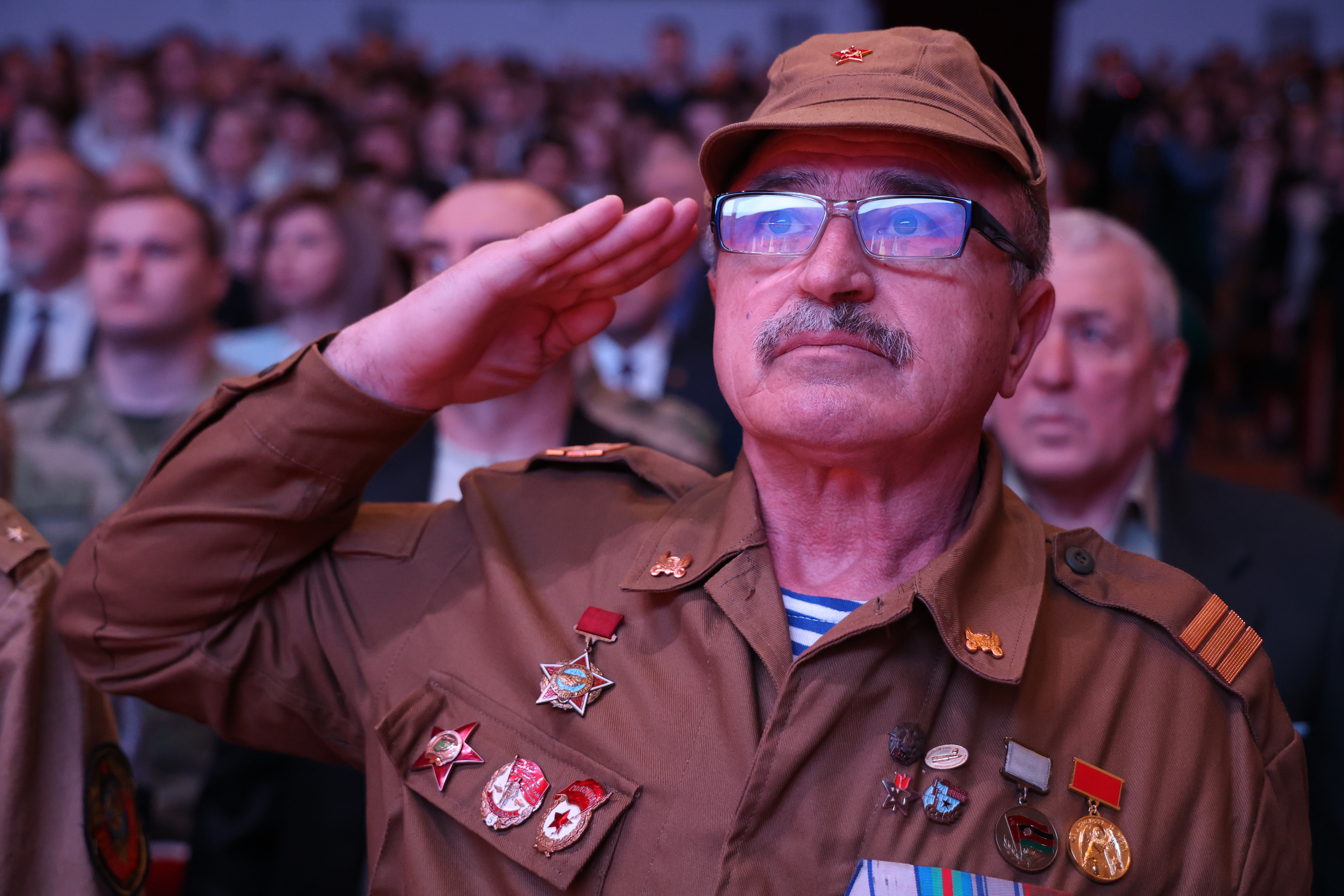 Дмитрий Судавцов поздравил воинов-интернационалистов с 35-летием вывода советских войск из Афганистана