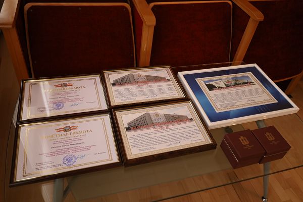 Краевые депутаты обсудили вопросы патриотического воспитания