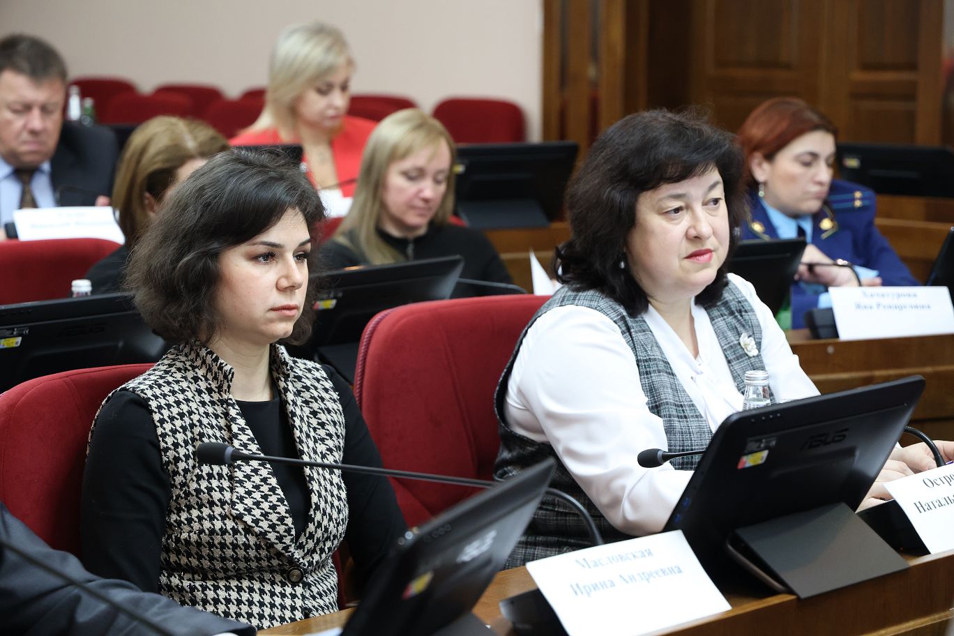 В Думе Ставрополья рассмотрен вопрос законодательного регулирования государственной поддержки бизнеса