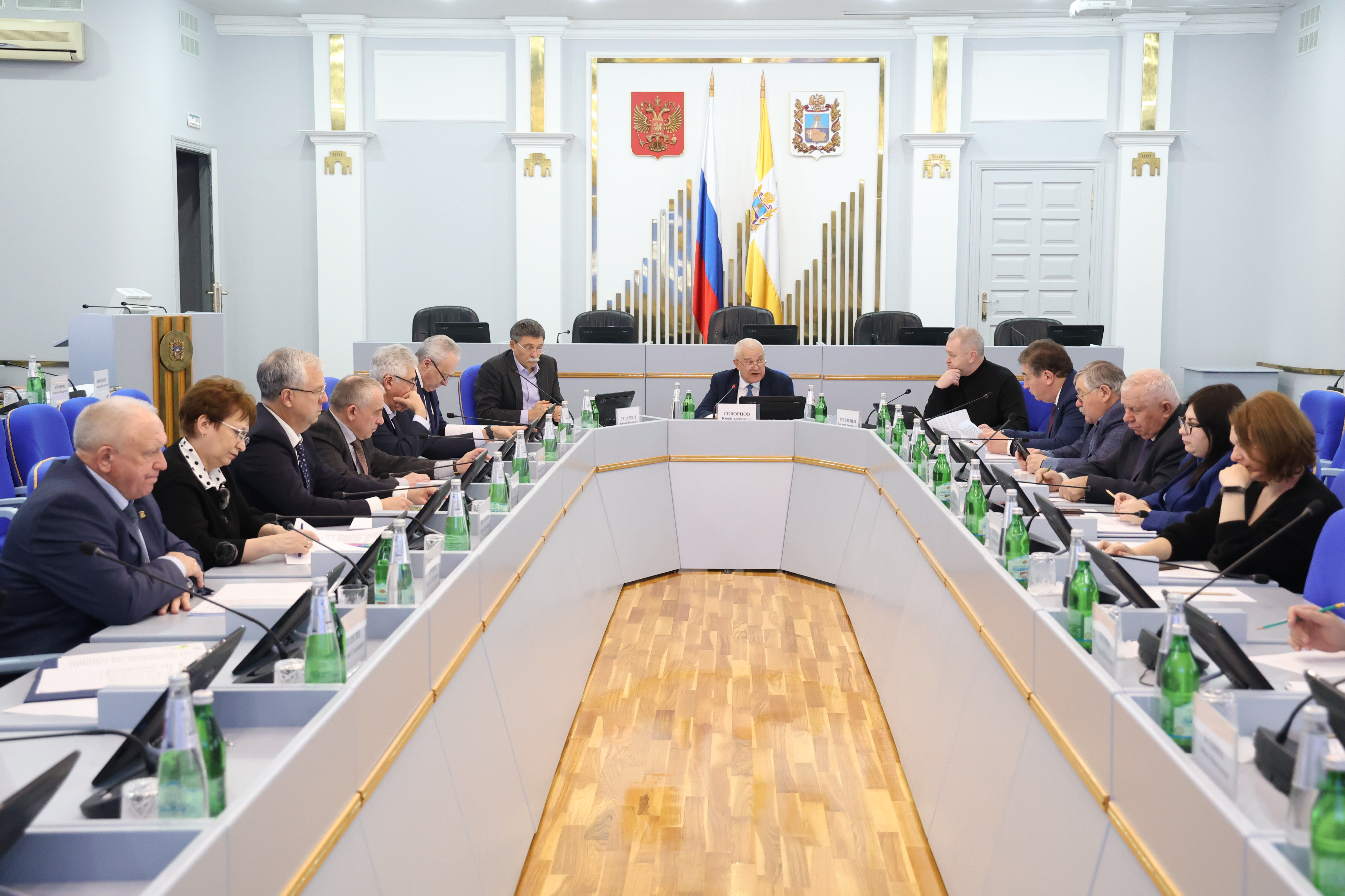 Депутаты рекомендовали кандидатуры на должности аудиторов Контрольно-счетной палаты края к назначению Думой Ставрополья