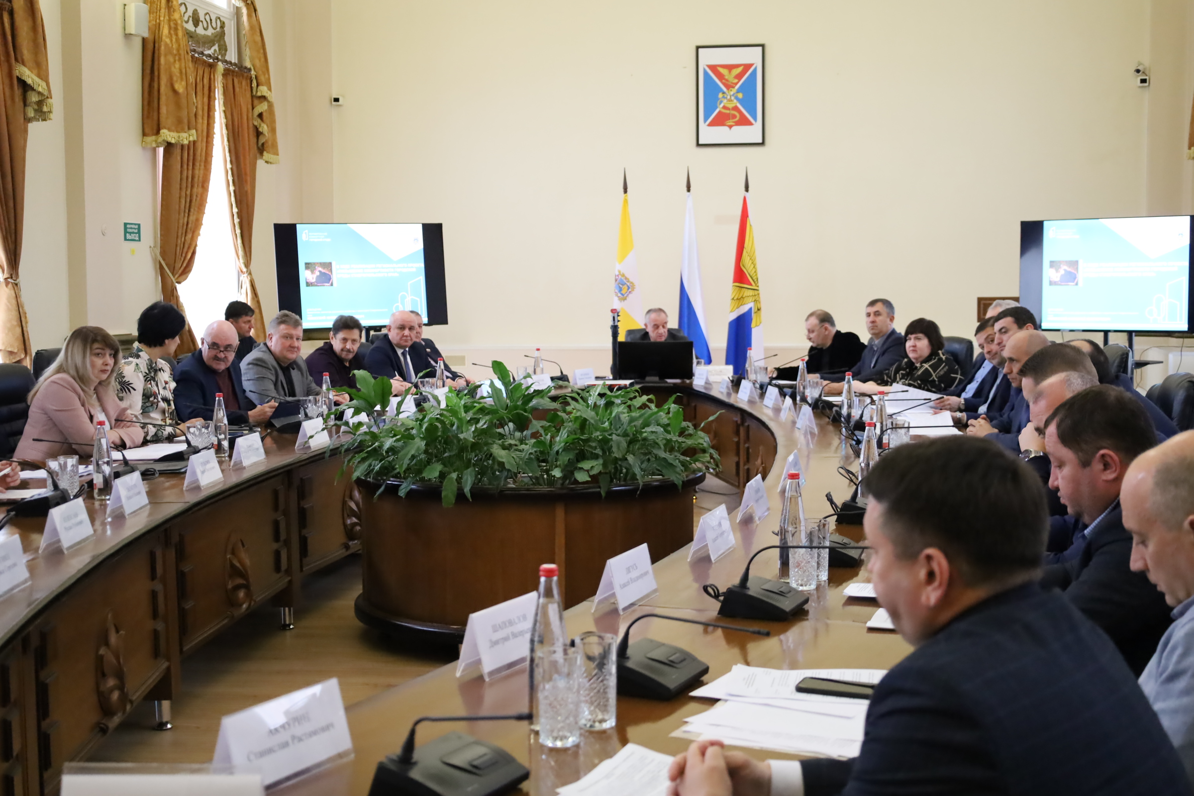 Депутаты держат на контроле благоустройство городской среды в муниципалитетах края