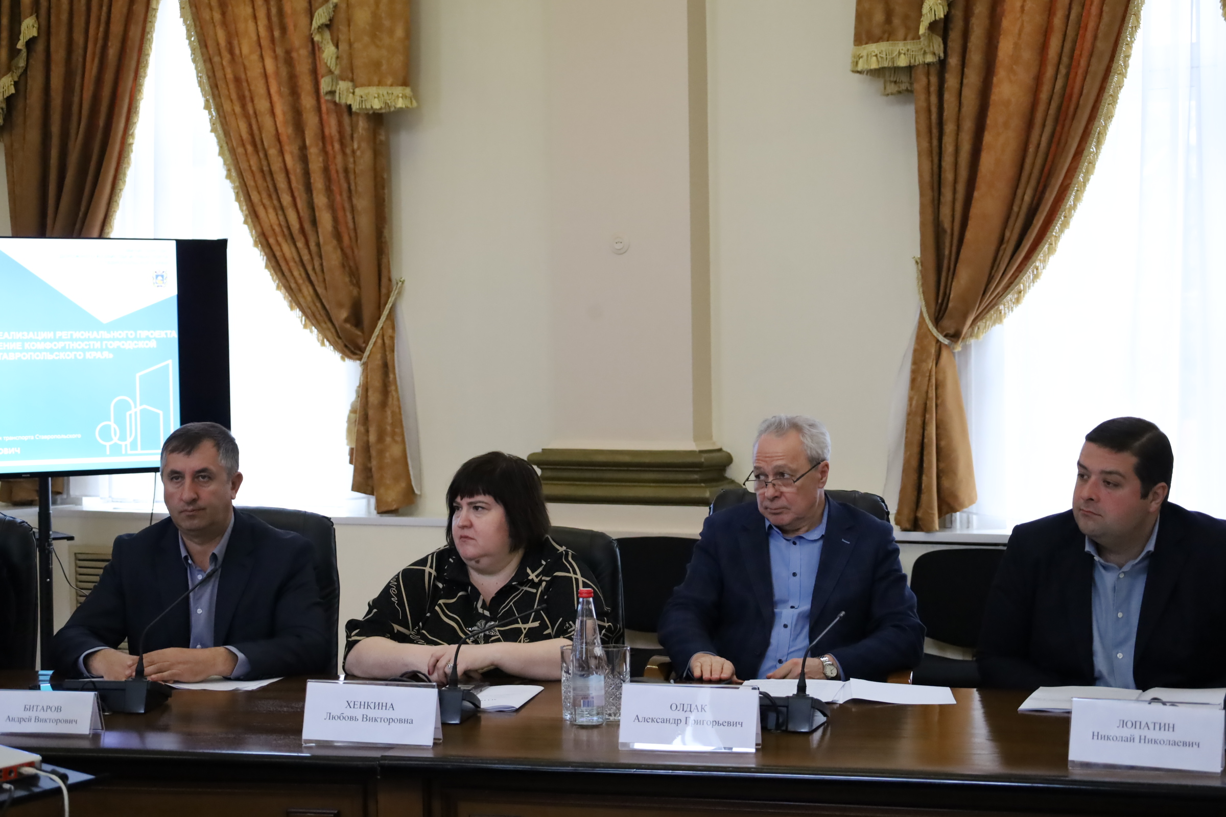 Депутаты держат на контроле благоустройство городской среды в муниципалитетах края
