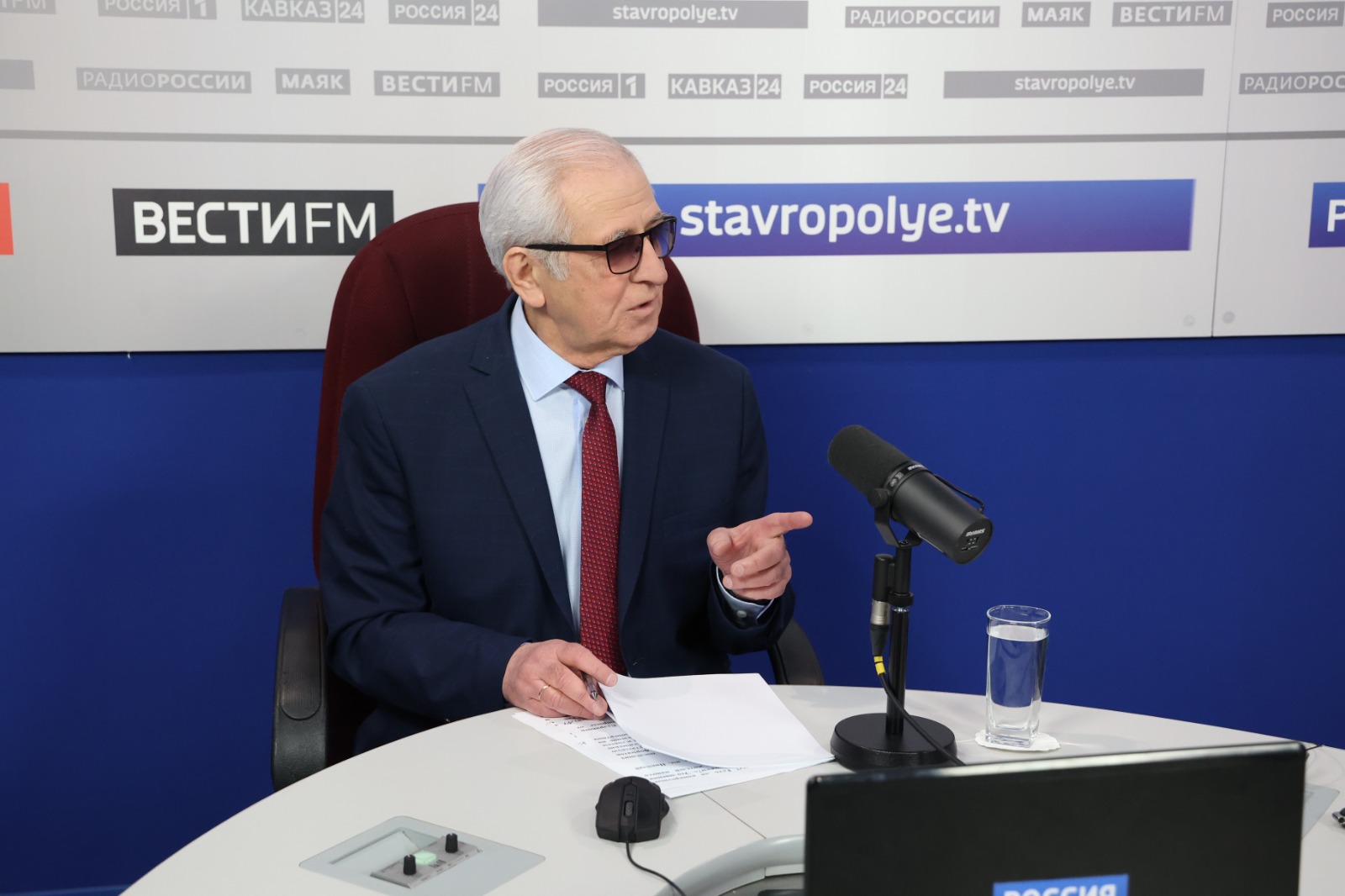 Николай Великдань стал участником программы «Откровенный разговор» о 30-летии краевой Думы