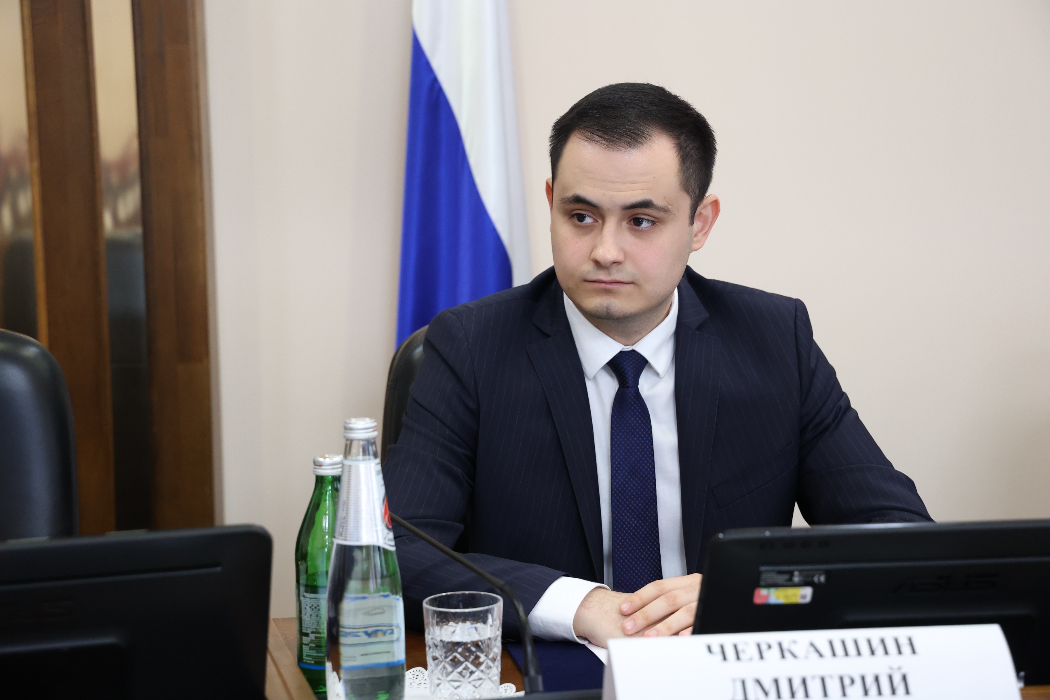 Молодые законодатели подвели итоги работы Молодежного парламента
