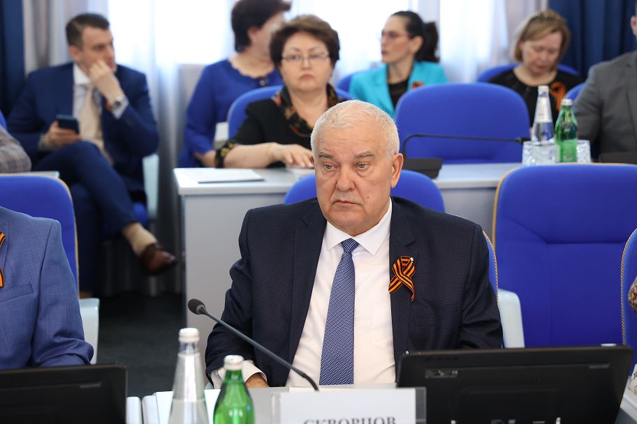 Краевые депутаты рассмотрят актуальные вопросы законодательного регулирования и проведут выездные совещания