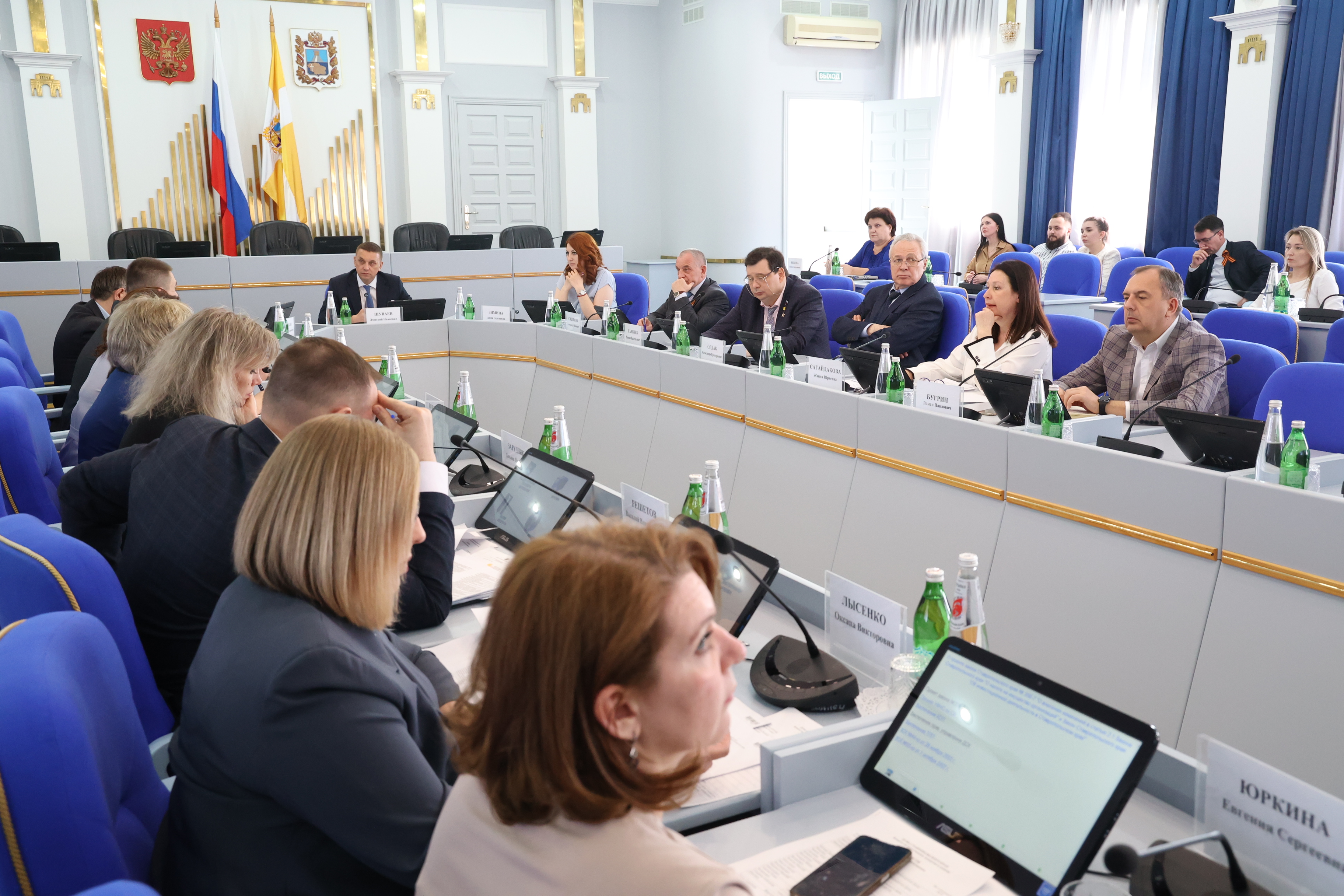 Депутаты работают над совершенствованием краевого законодательства