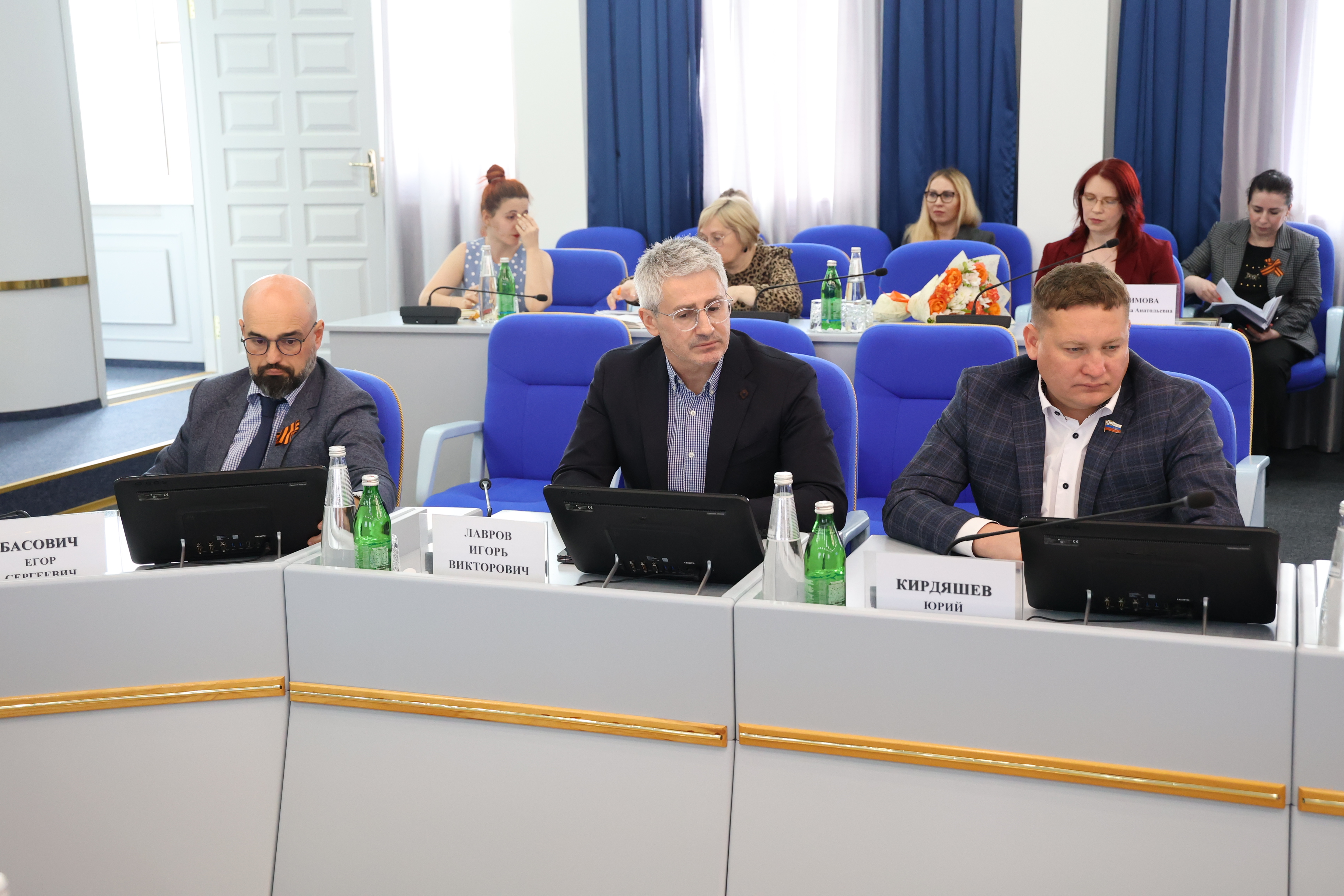 Виктор Надеин: контроль исполнения краевых законов – одна из основных задач депутатов Думы