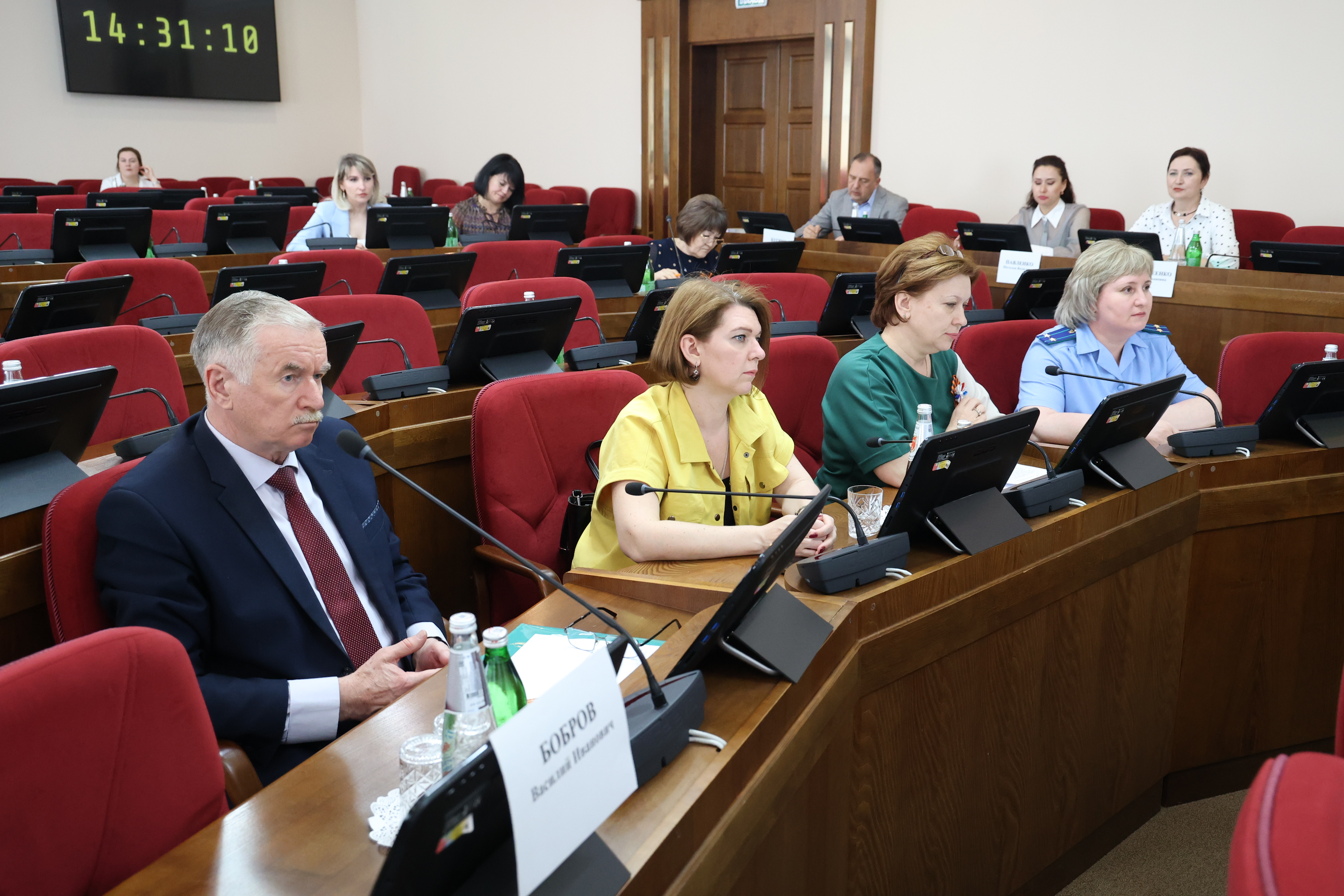 Проект закона об изменении допсоглашения между Фондом содействия реформированию ЖКХ и Ставропольским краем обсудили в Думе региона