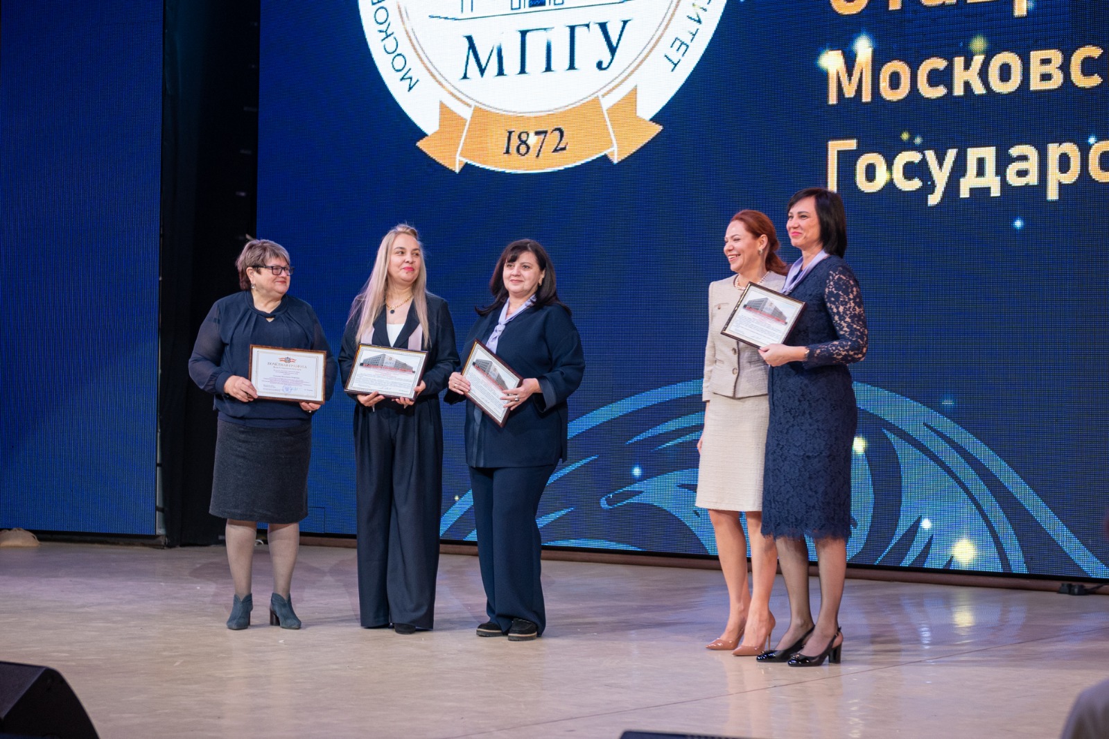 Ольга Дроздова поздравила с 25-летием Ставропольский филиал Московского государственного педагогического университета