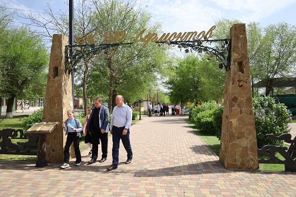 Депутаты краевой Думы оценили реализацию инициативного бюджетирования в Левокумском муниципальном округе