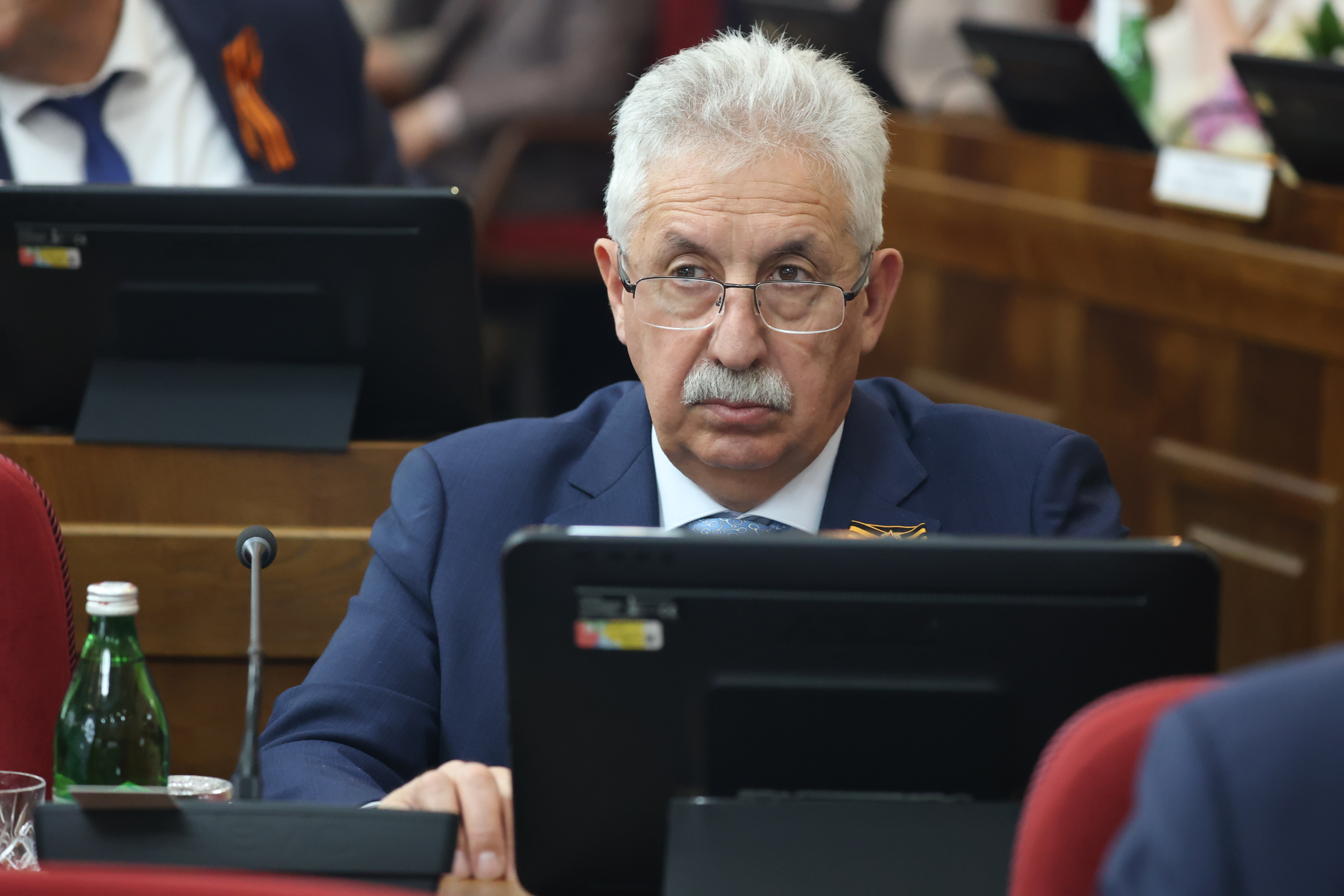 Краевые депутаты запретили продавать несовершеннолетним товары, содержащие сжиженный углеводородный газ