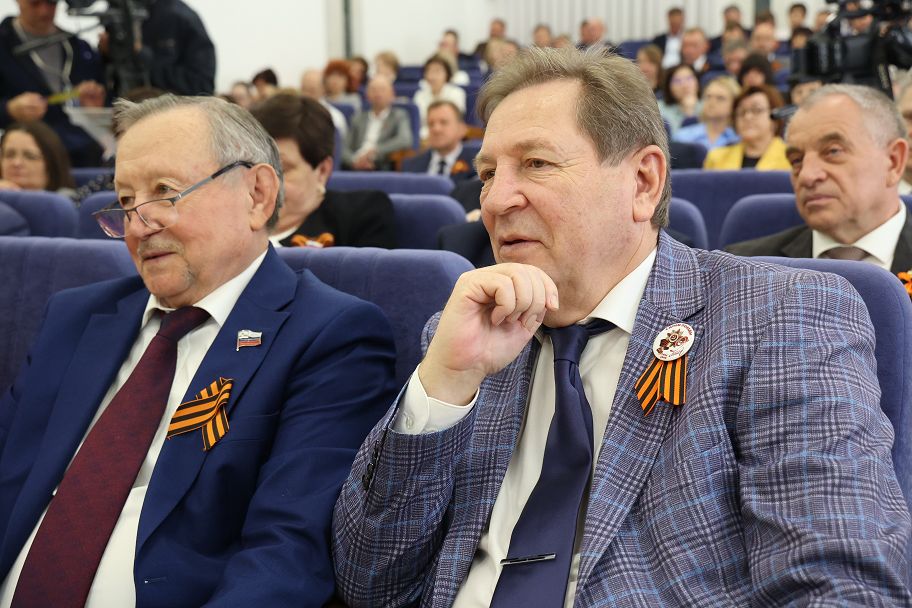 Краевые законодатели провели публичные слушания по годовому отчету об исполнении бюджета Ставропольского края за 2023 год