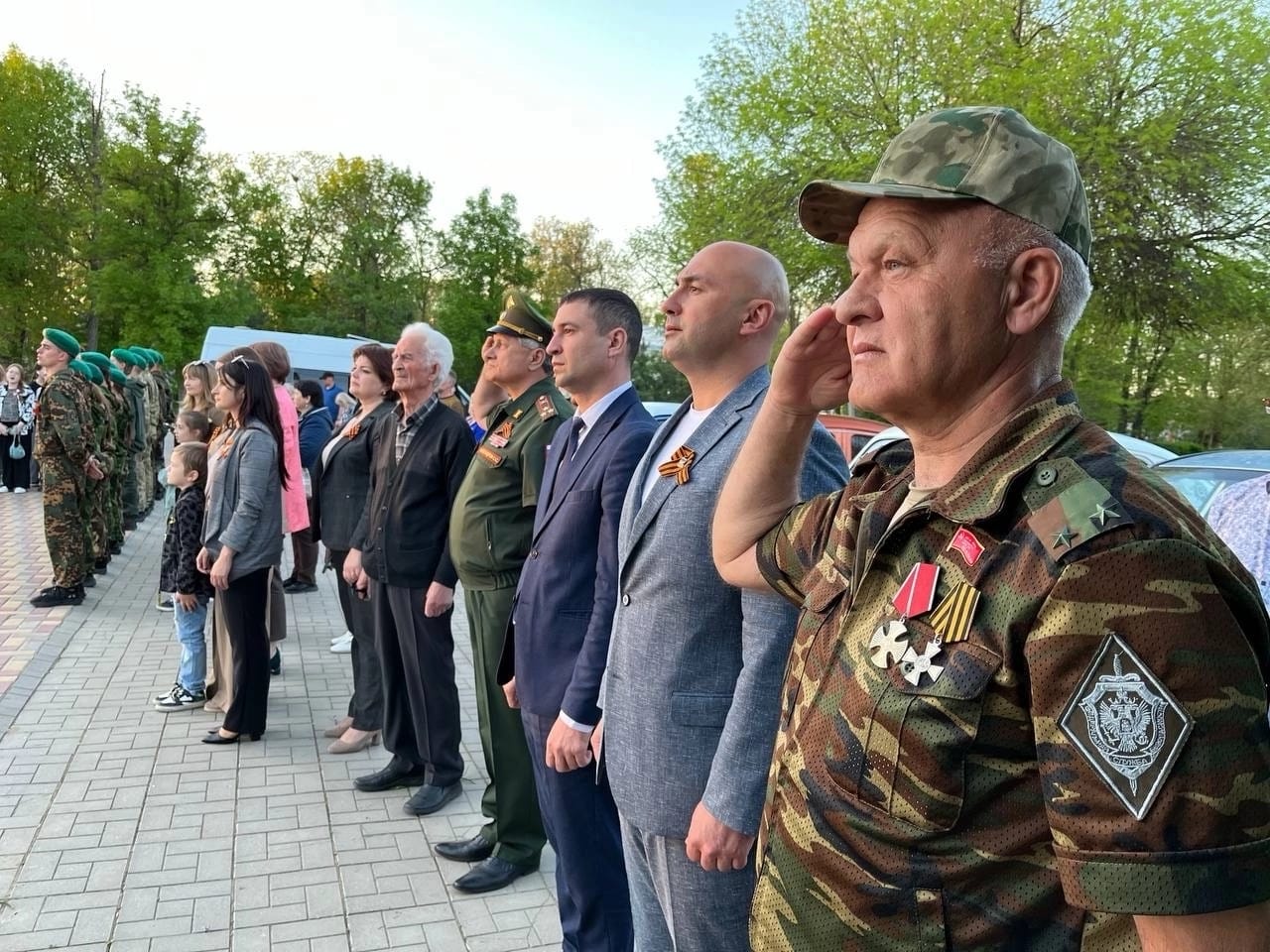 На Ставрополье проходят автопробег ретромашин «Эх, путь-дорожка фронтовая» и акция «Знамя Победы»