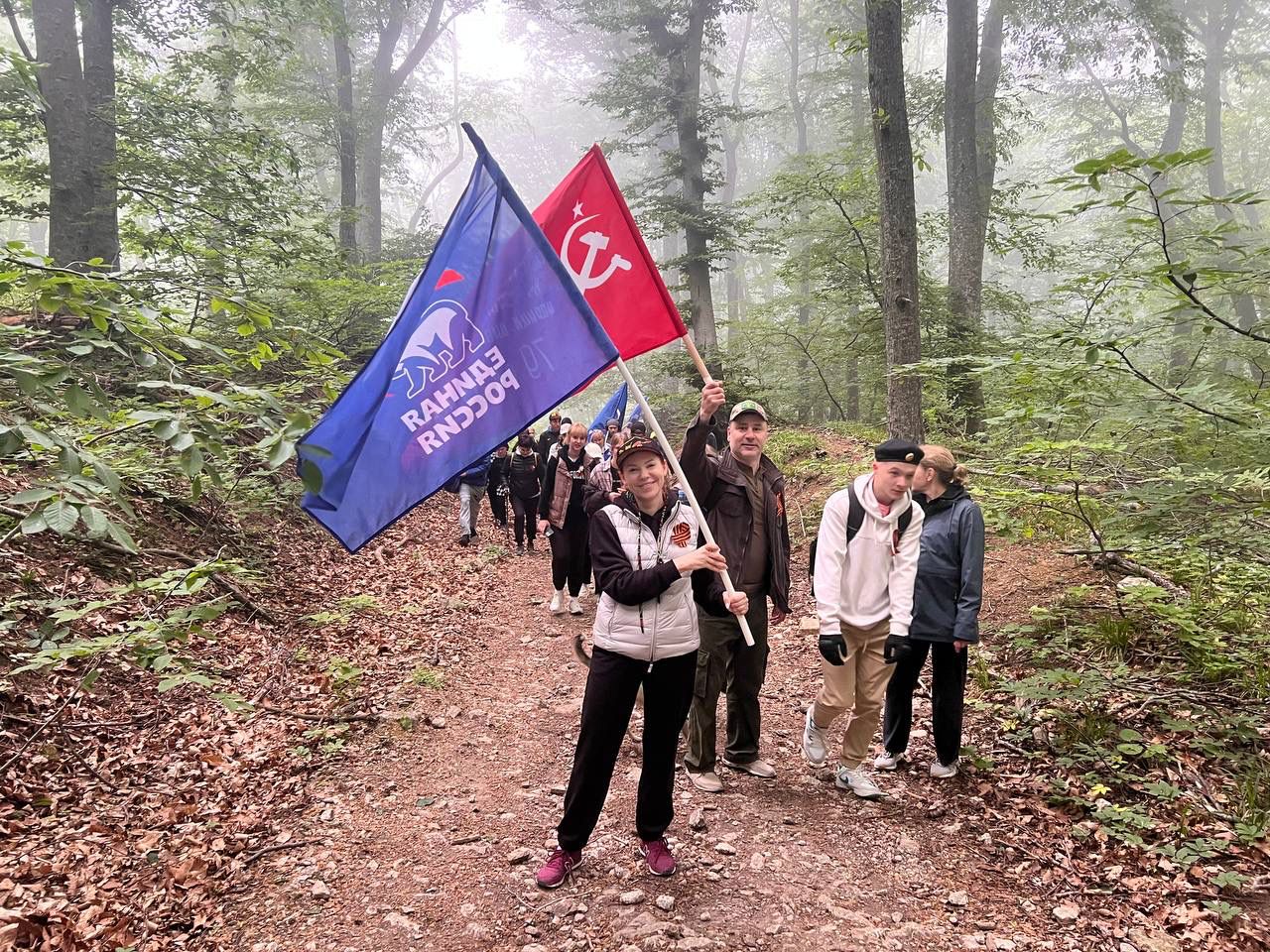 Знамя Победы – на вершине Бештау