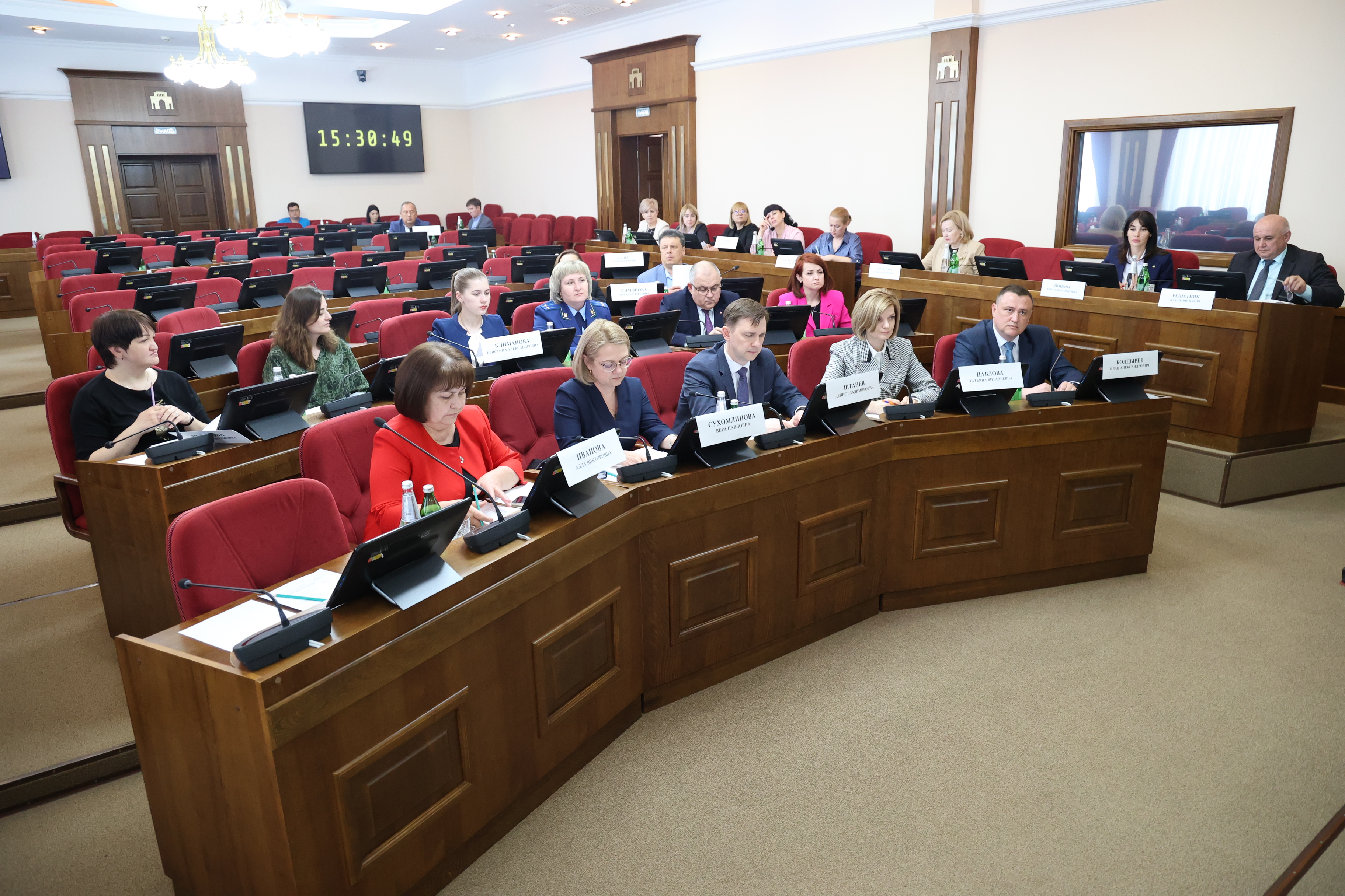 Развитие службы скорой помощи – в центре внимания краевых законодателей