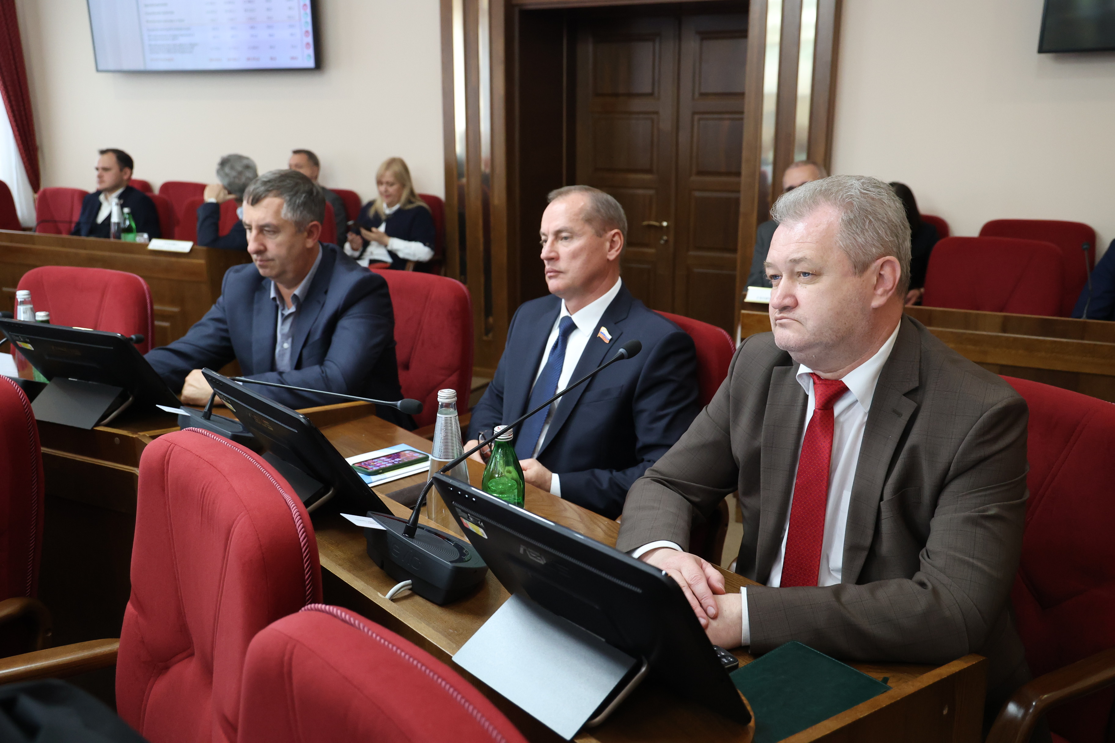 Решения майского заседания Думы