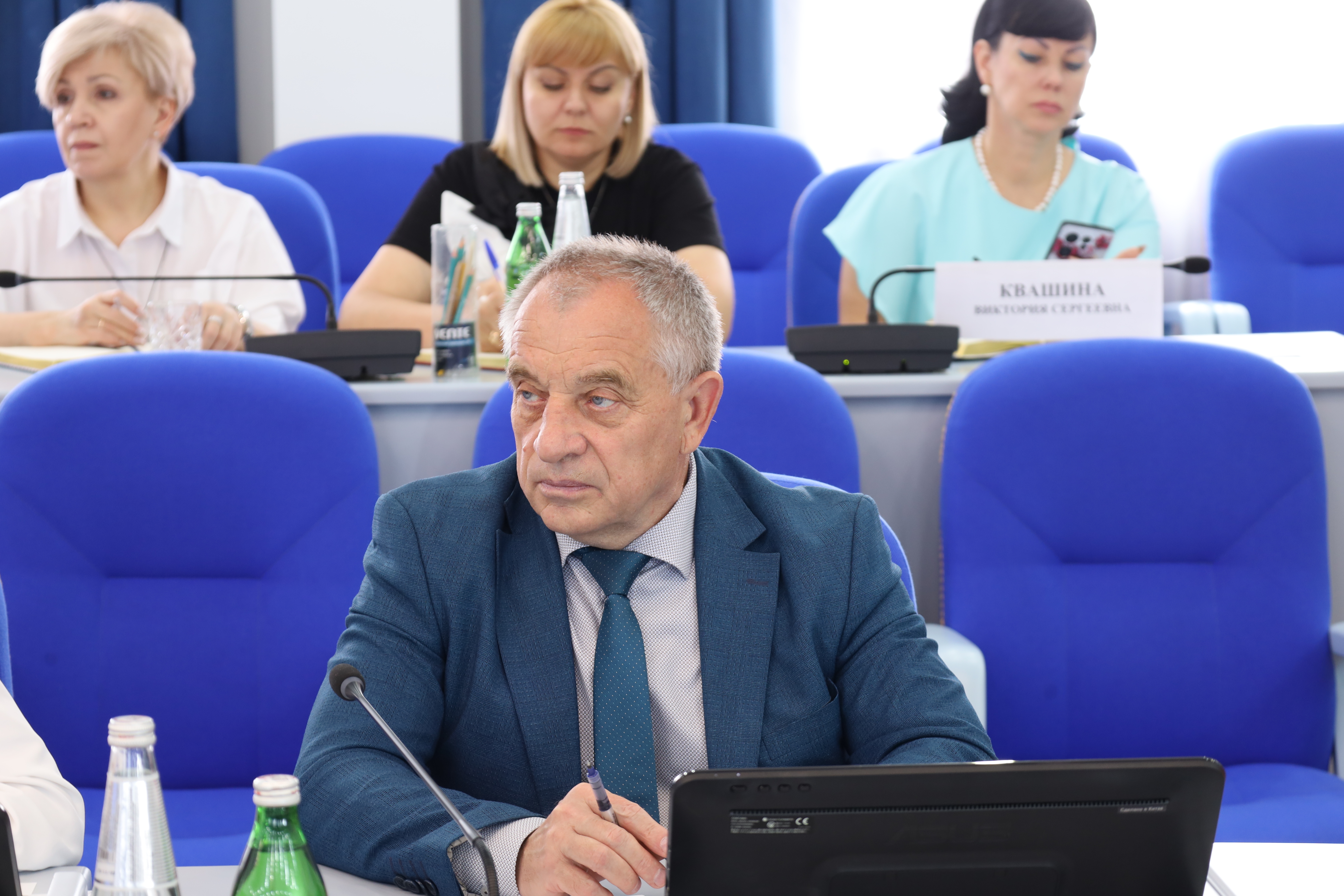 Депутаты работают над изменениями закона по поддержке социально  ориентированных некоммерческих организаций