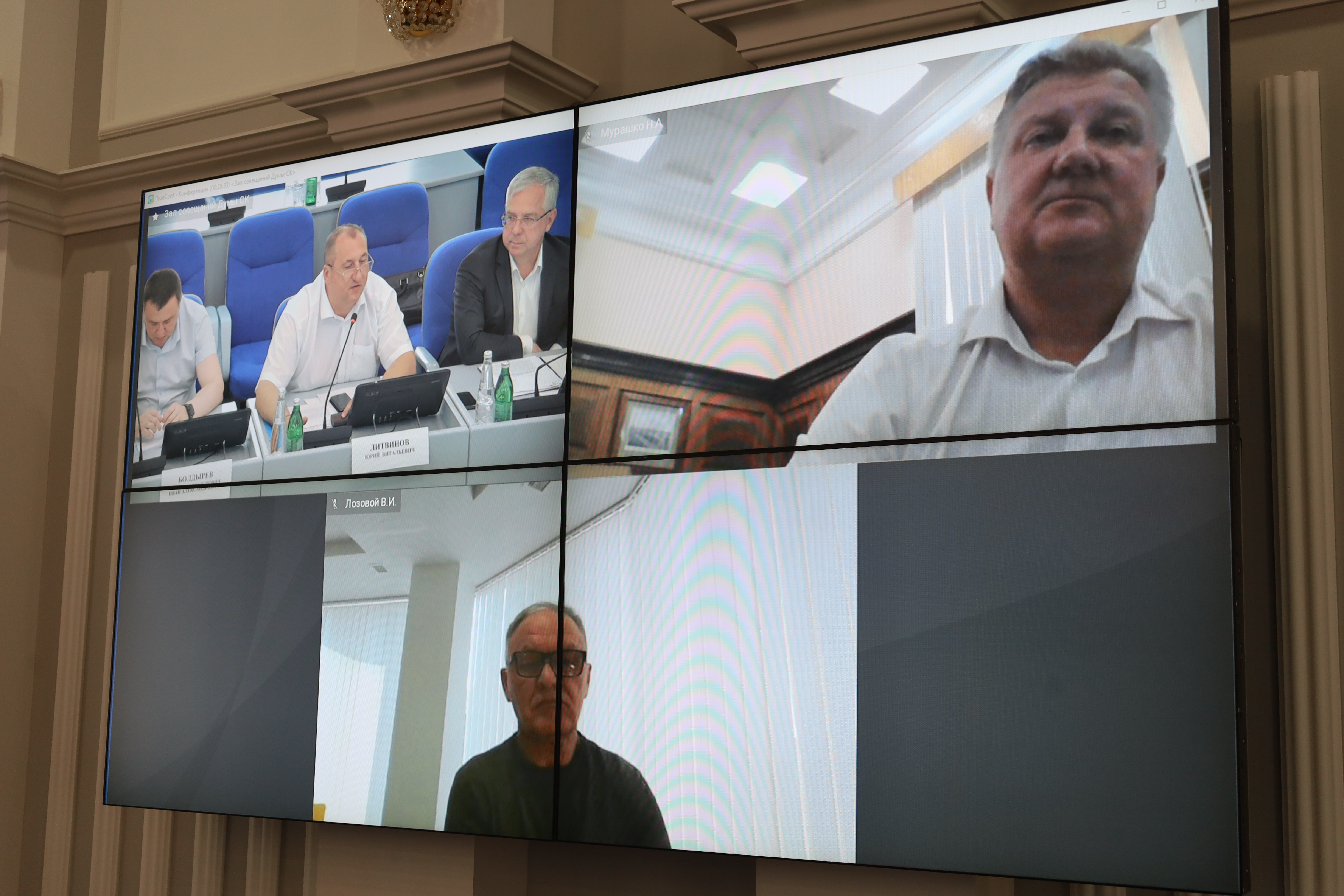 На развитие здравоохранения края предложено дополнительно  направить почти 800 миллионов рублей
