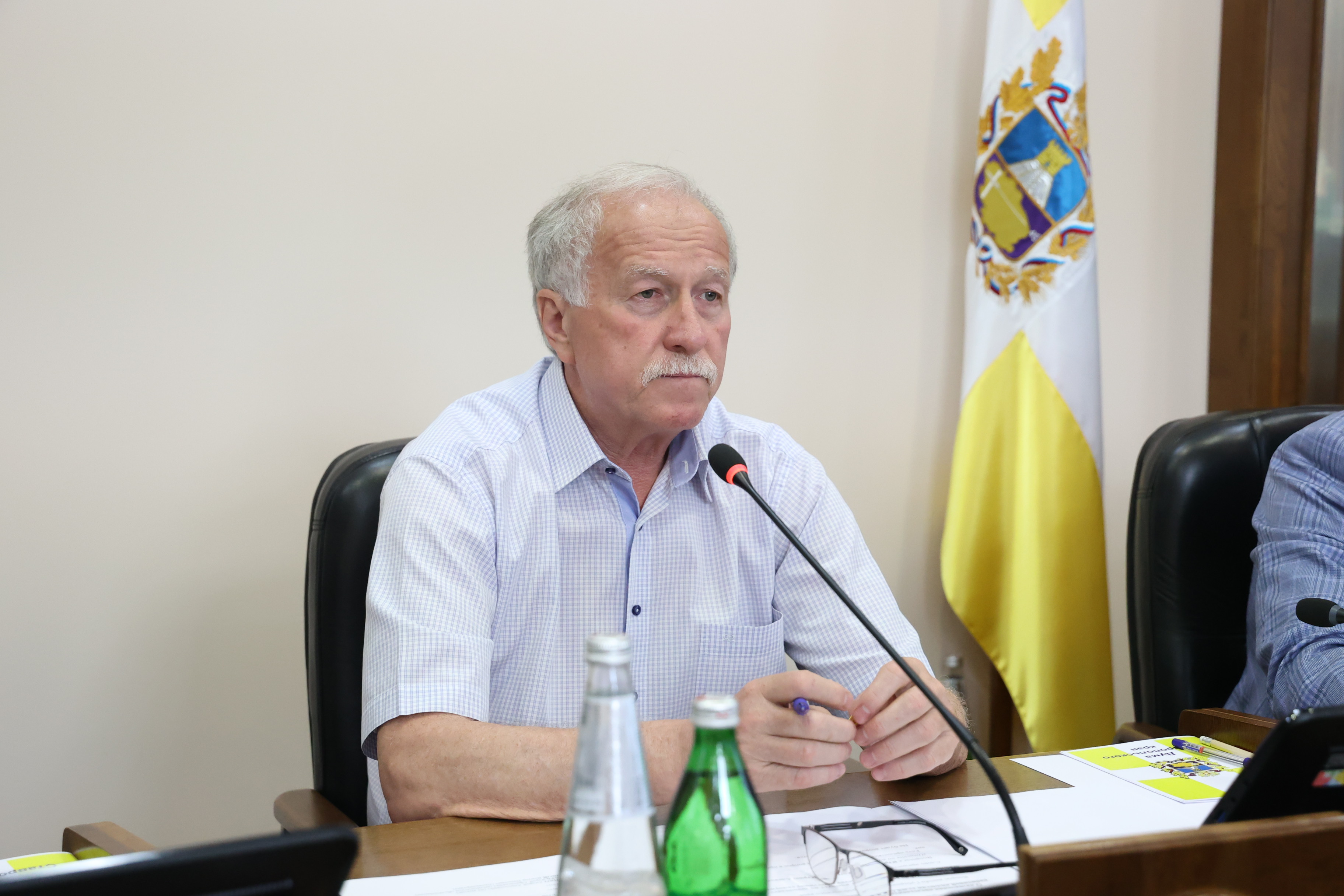 Утверждена повестка июньского заседания Думы края