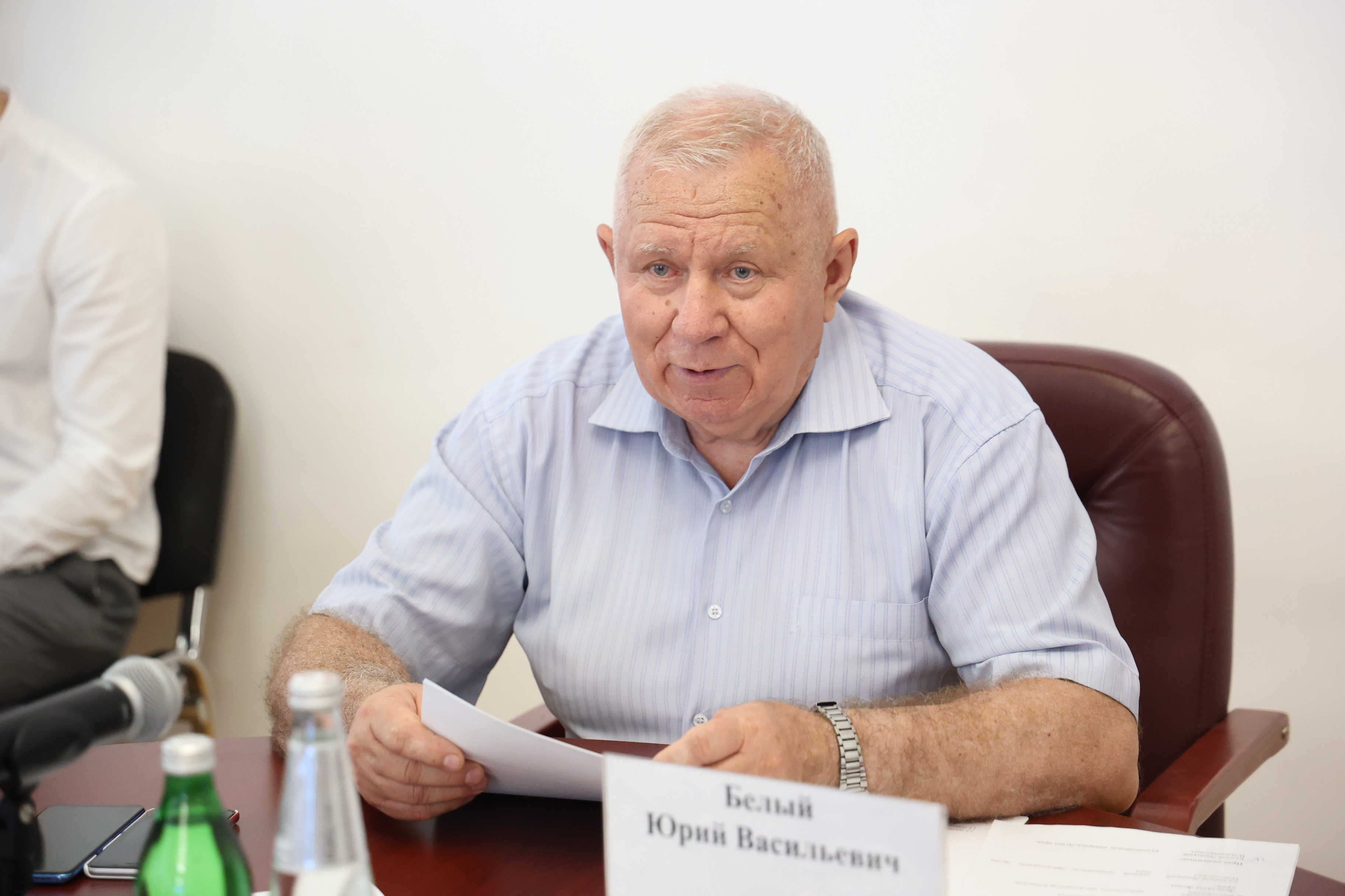 Законодатели предлагают расширить количество платных услуг МФЦ Ставрополья