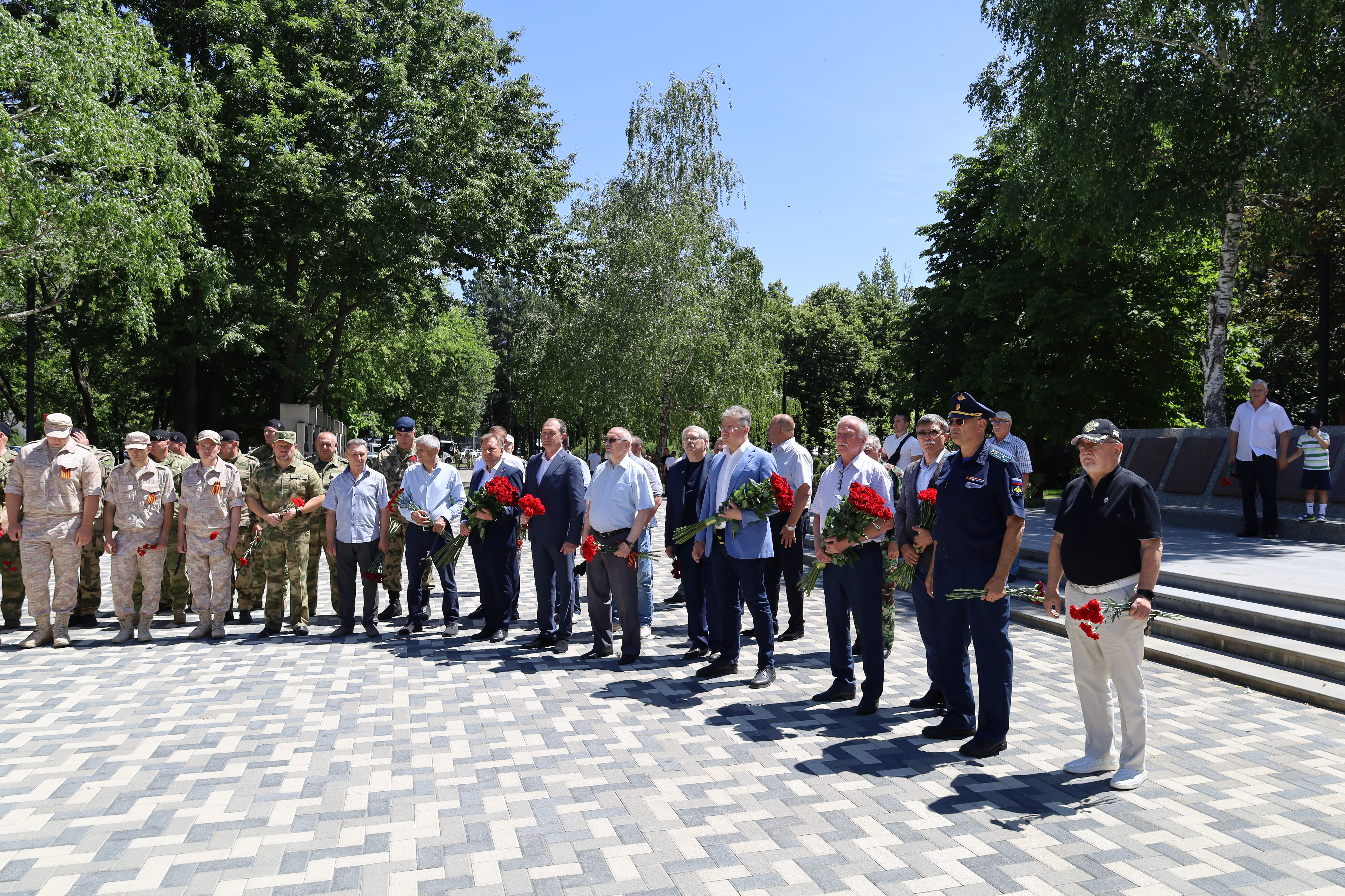 Депутаты краевой Думы почтили память ветеранов боевых действий