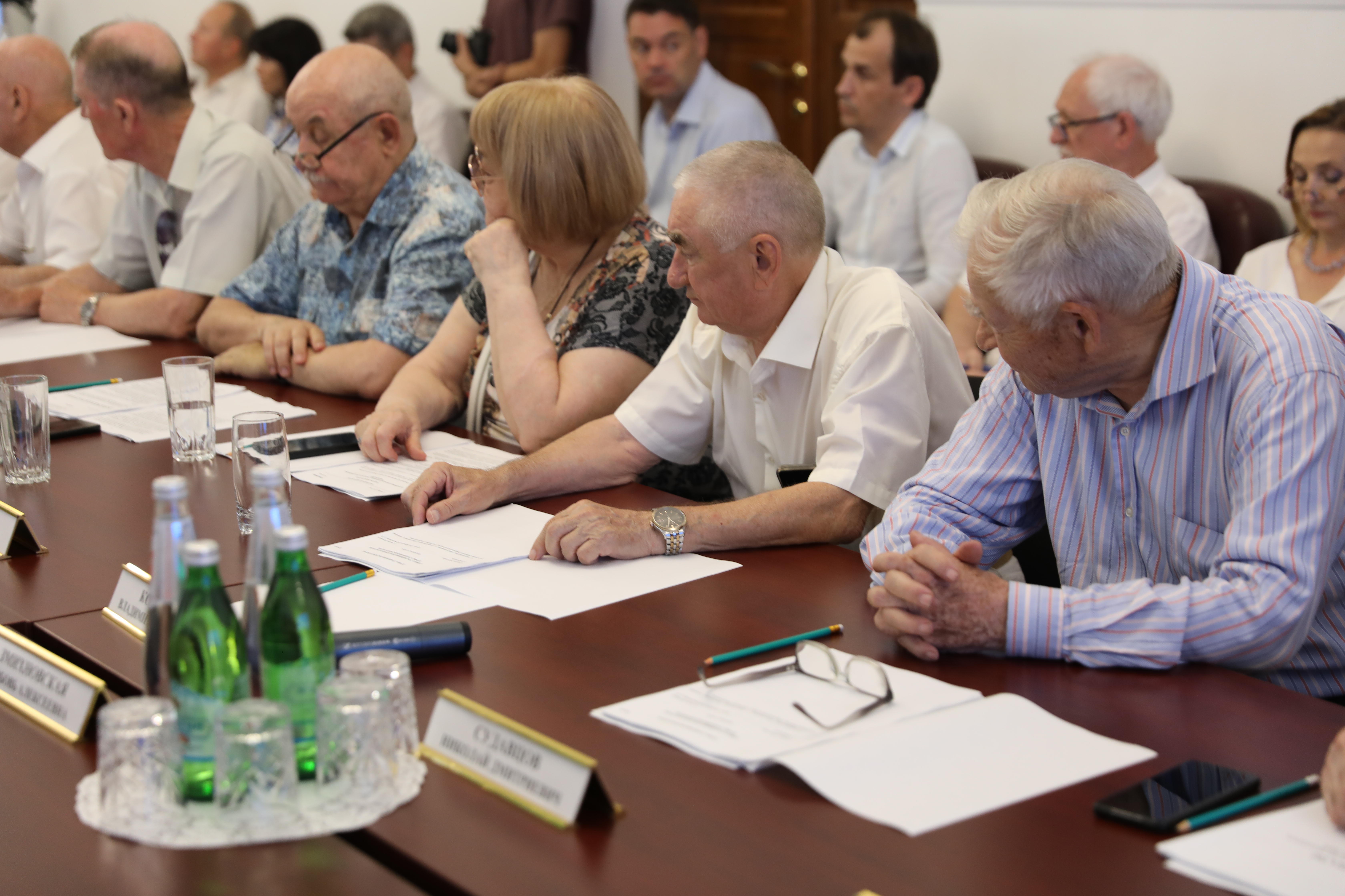 Николай Великдань принял участие в заседании Совета старейшин