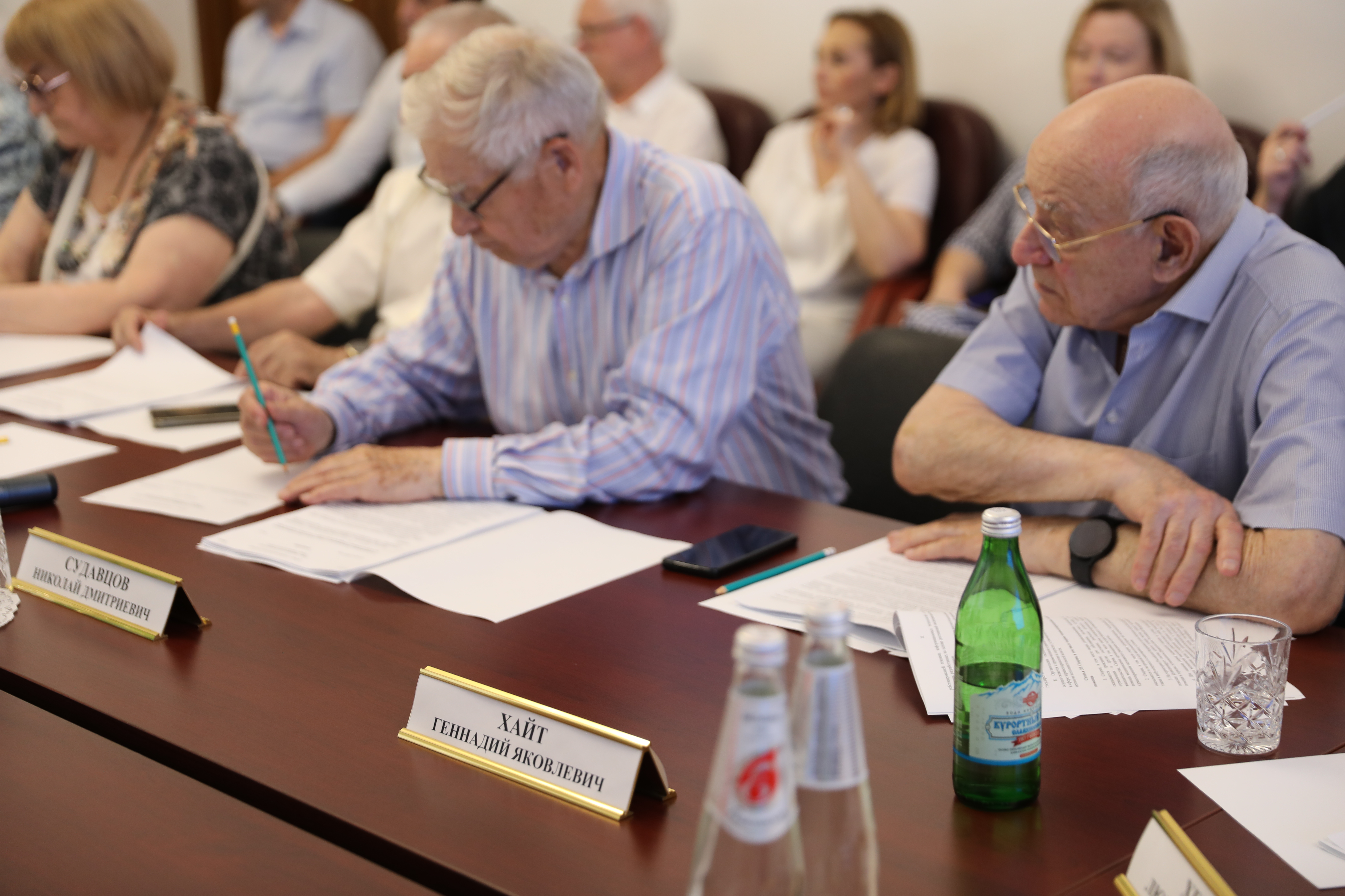 Николай Великдань принял участие в заседании Совета старейшин