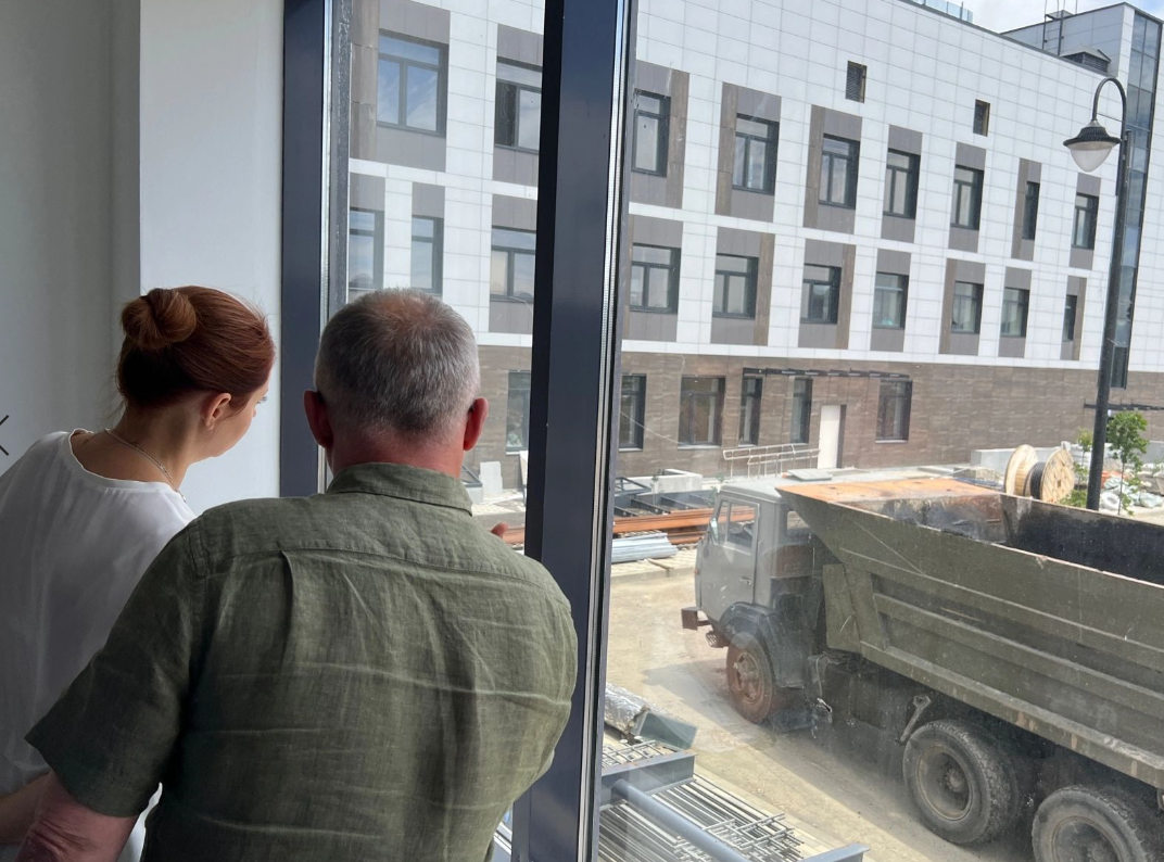 Ольга Дроздова посетила стройплощадку нового корпуса больницы в Кисловодске