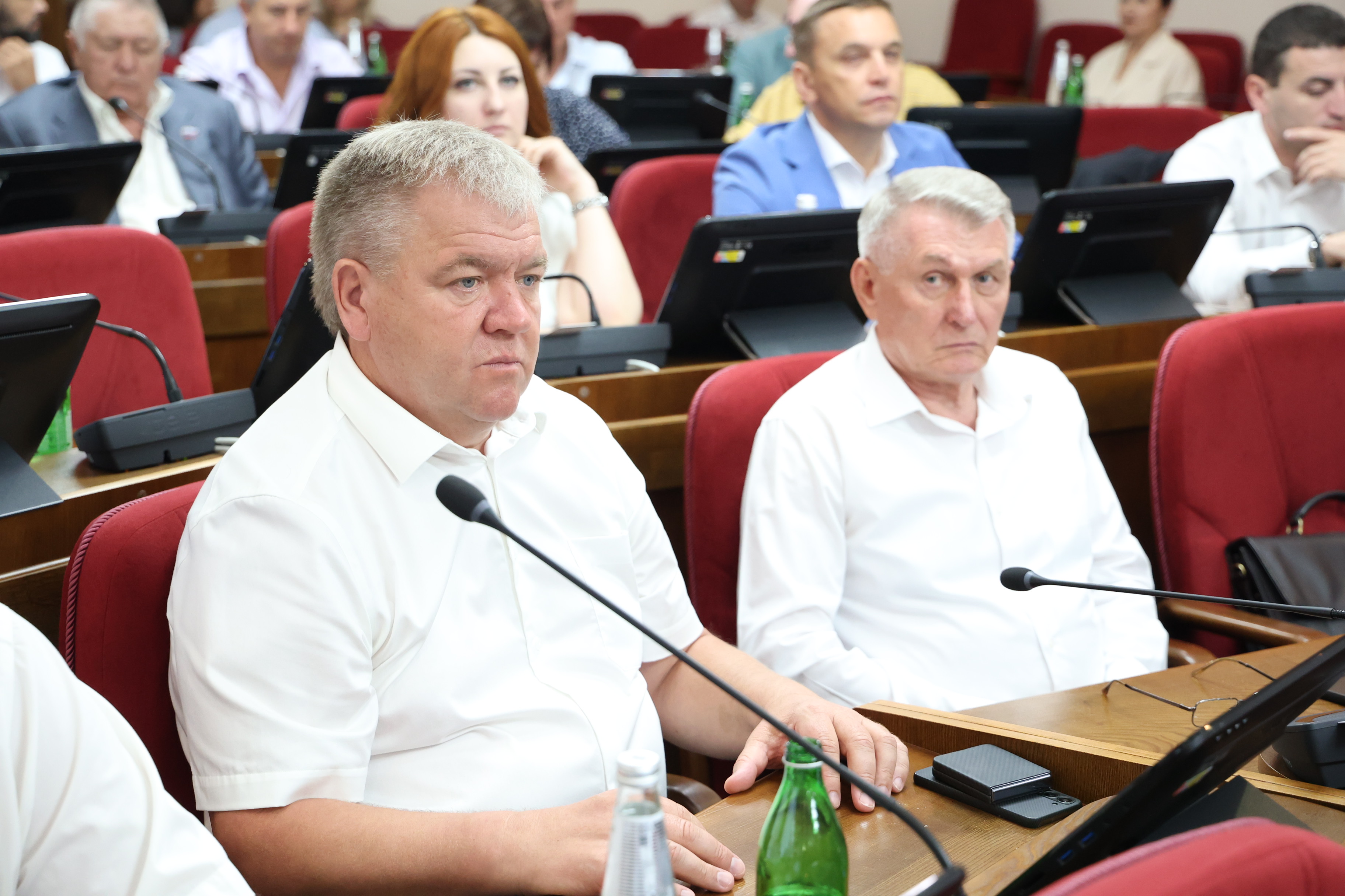 Дума Ставрополья внесла изменения в закон о единовременной выплате гражданам, заключившим контракт на прохождение военной службы