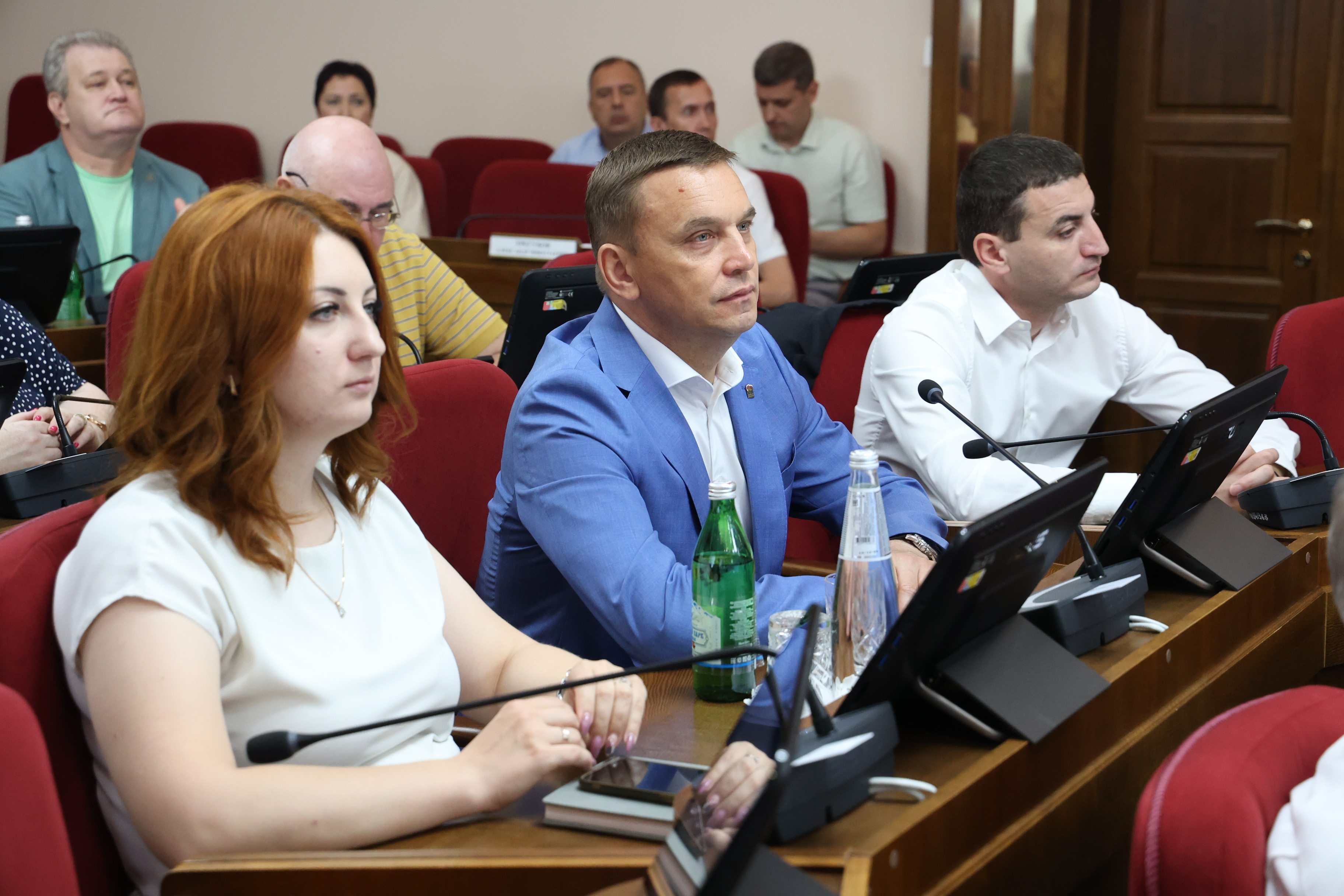 Дума Ставрополья внесла изменения в закон о единовременной выплате гражданам, заключившим контракт на прохождение военной службы