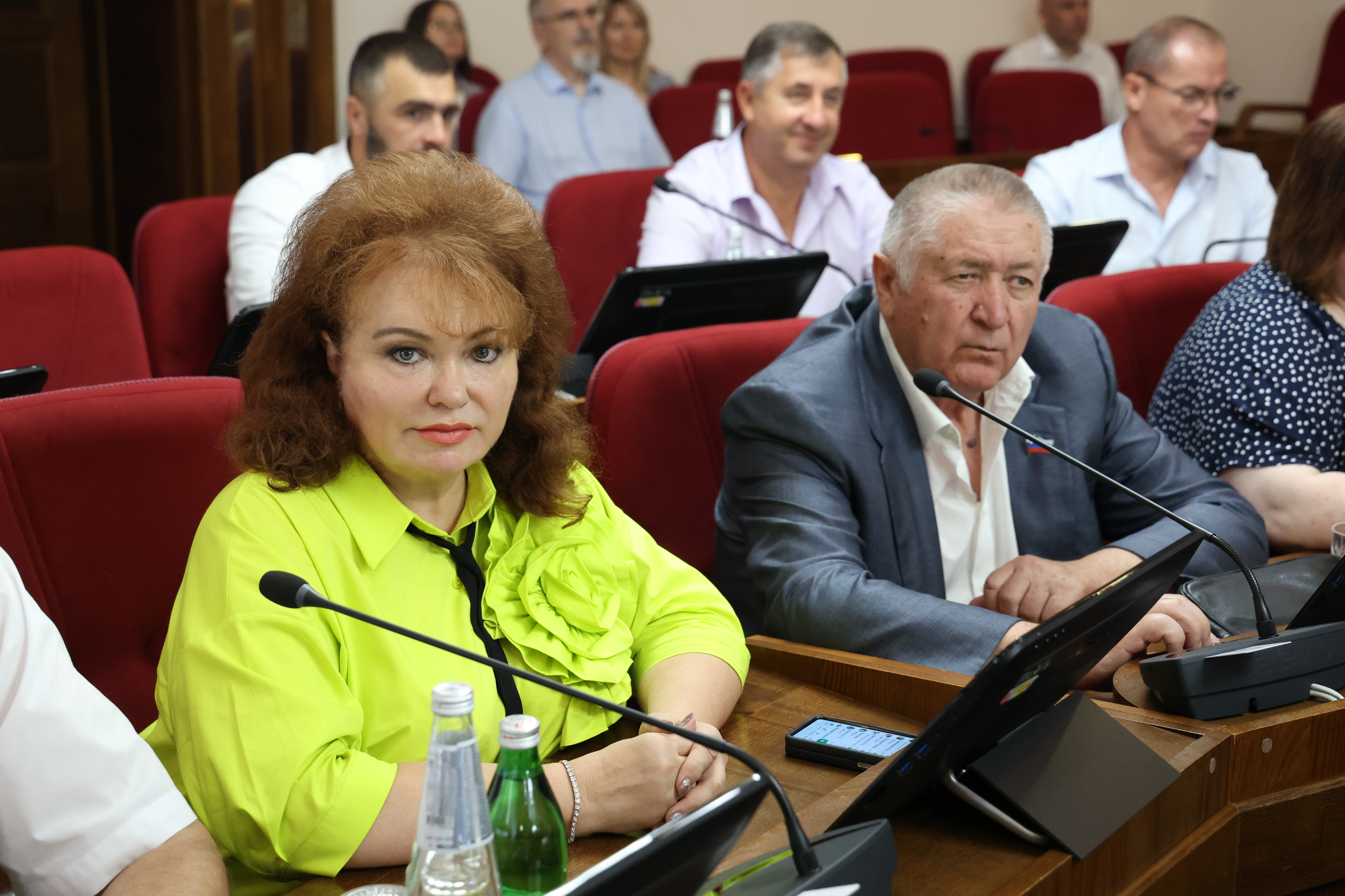 Дума Ставрополья внесла изменения в закон о единовременной выплате гражданам, заключившим контракт на прохождение военной службы