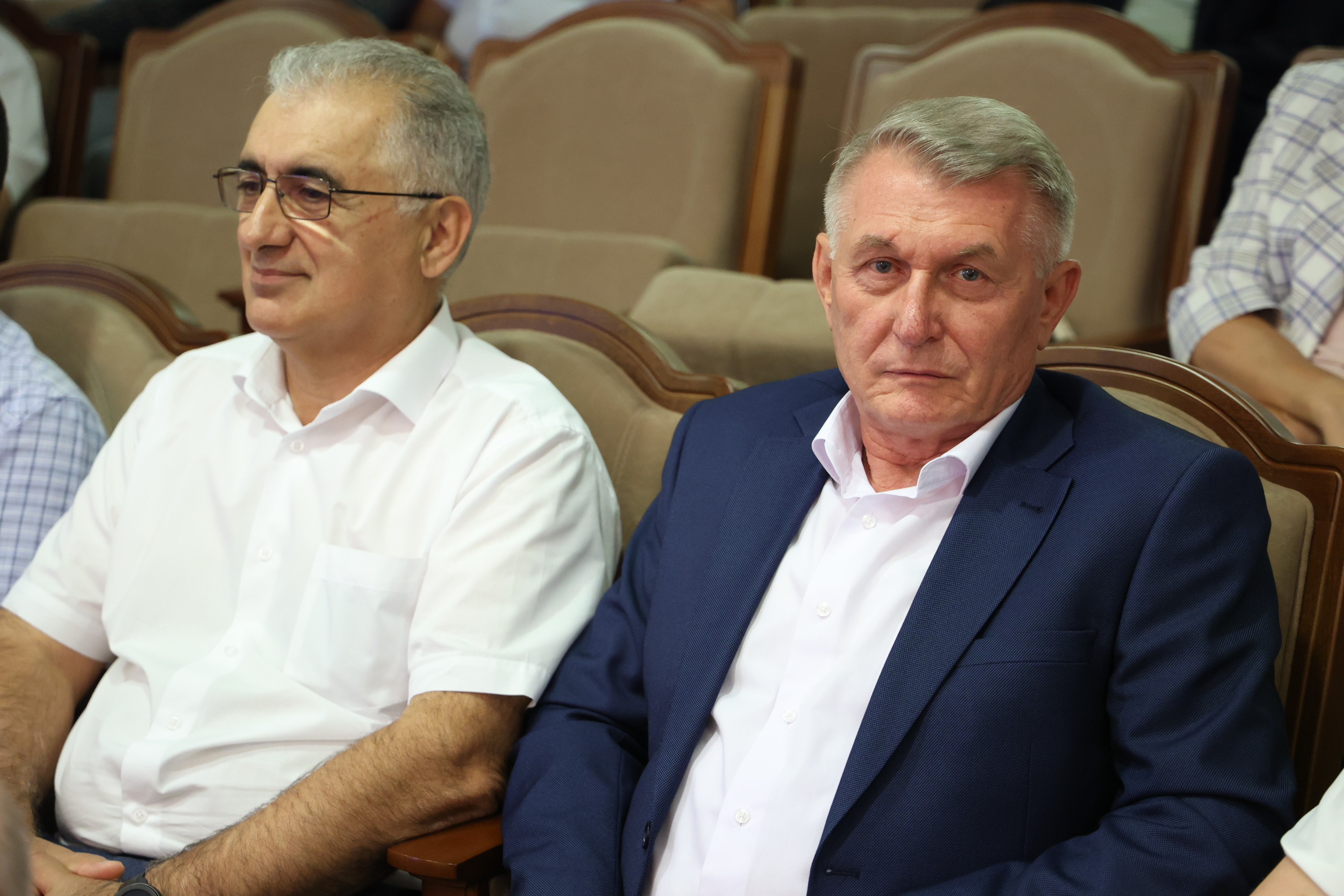 Краевые награды вручены строителям Ставрополья